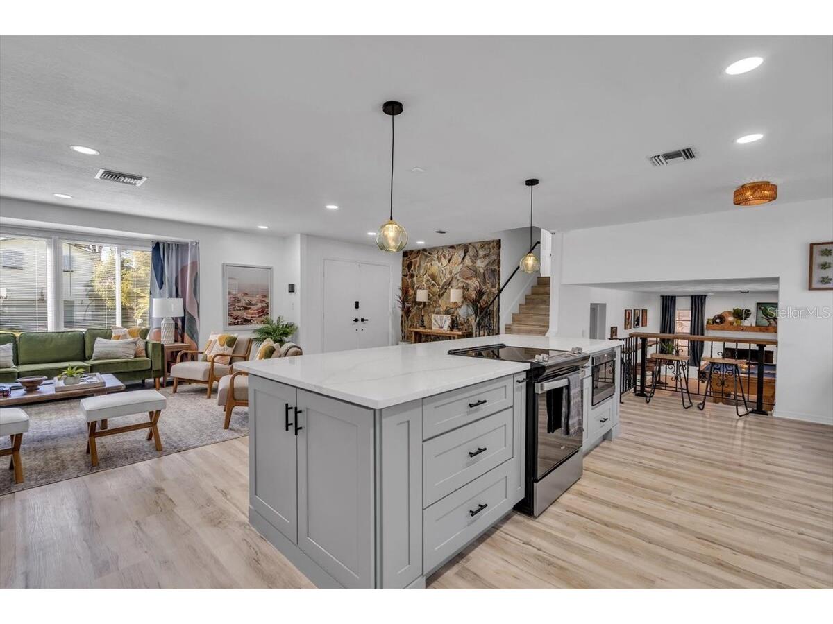 14389 83rd Place Seminole FL 33776 TB8520068 image7