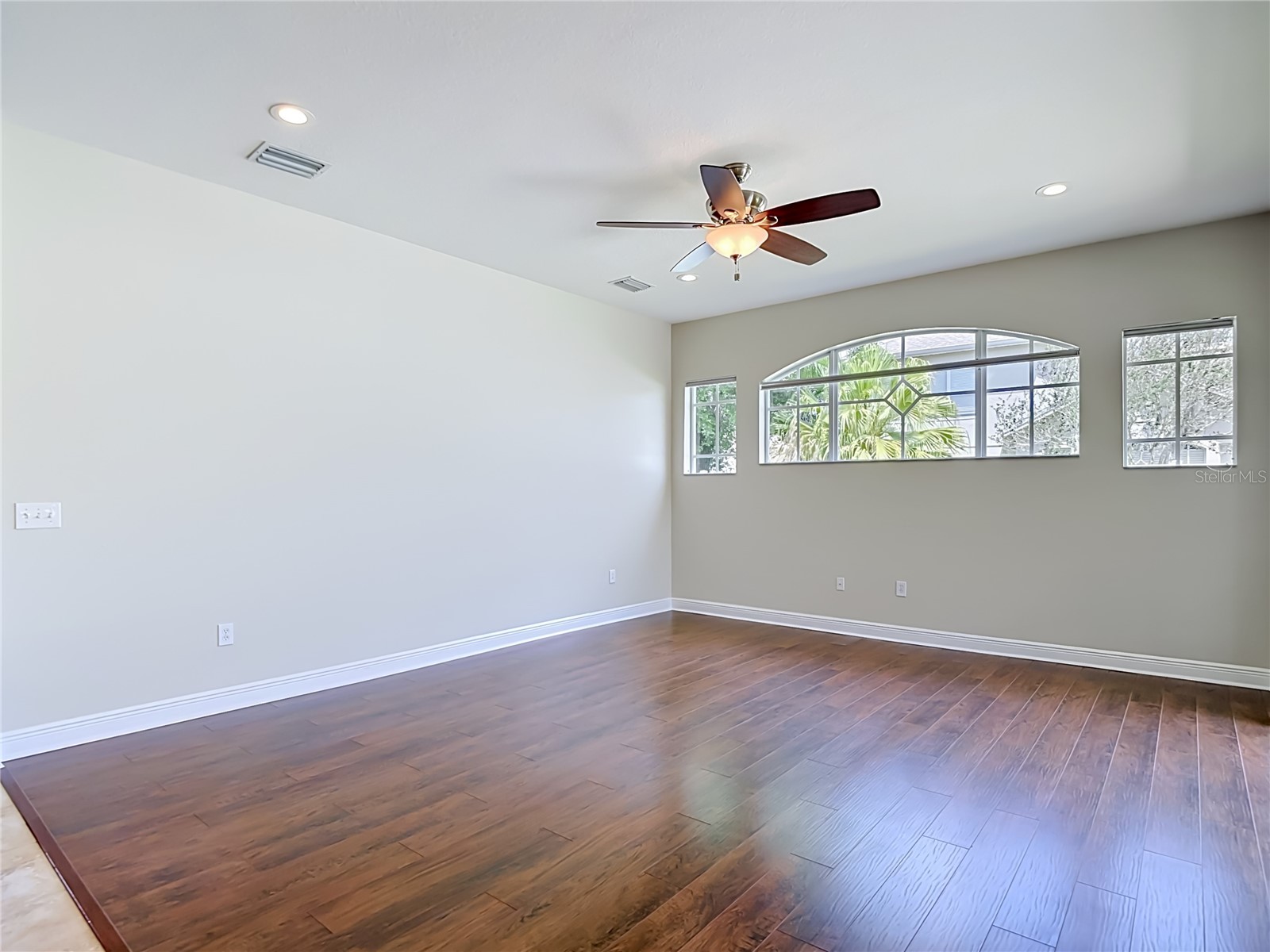 1439 Beaconsfield Drive Wesley Chapel FL 33543 TB8505227 image34