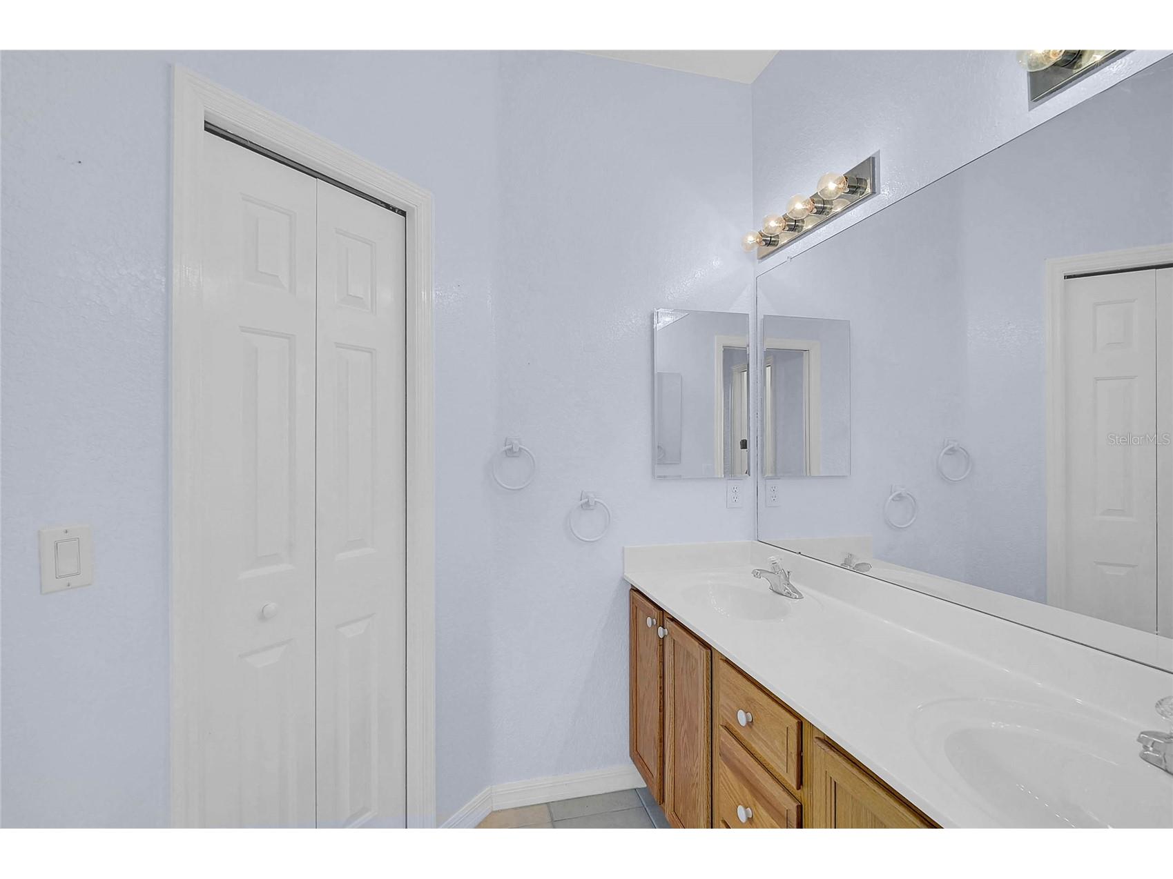 1439 Mims Court North Port FL 34288 N6144396 image17