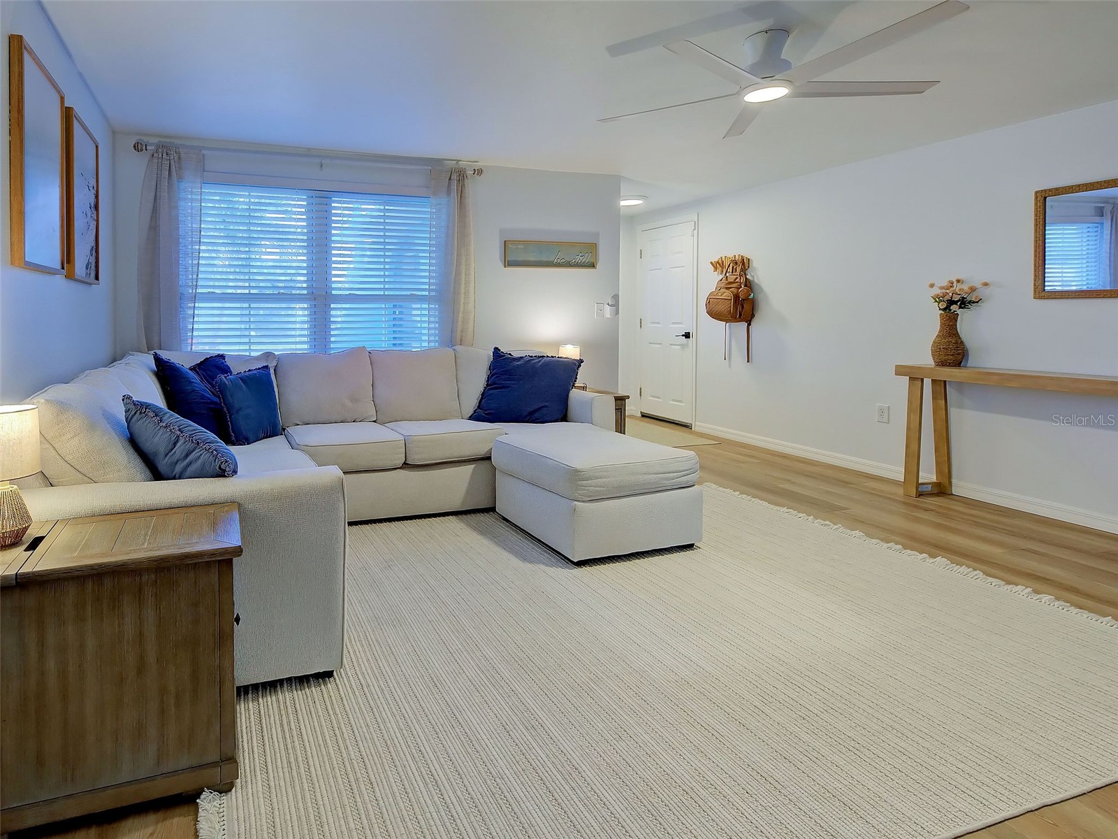 1439 Strada D Oro Venice FL 34292 C7528482 image17