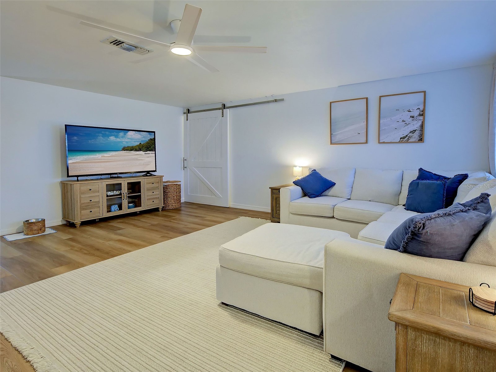 1439 Strada D Oro Venice FL 34292 C7528482 image18