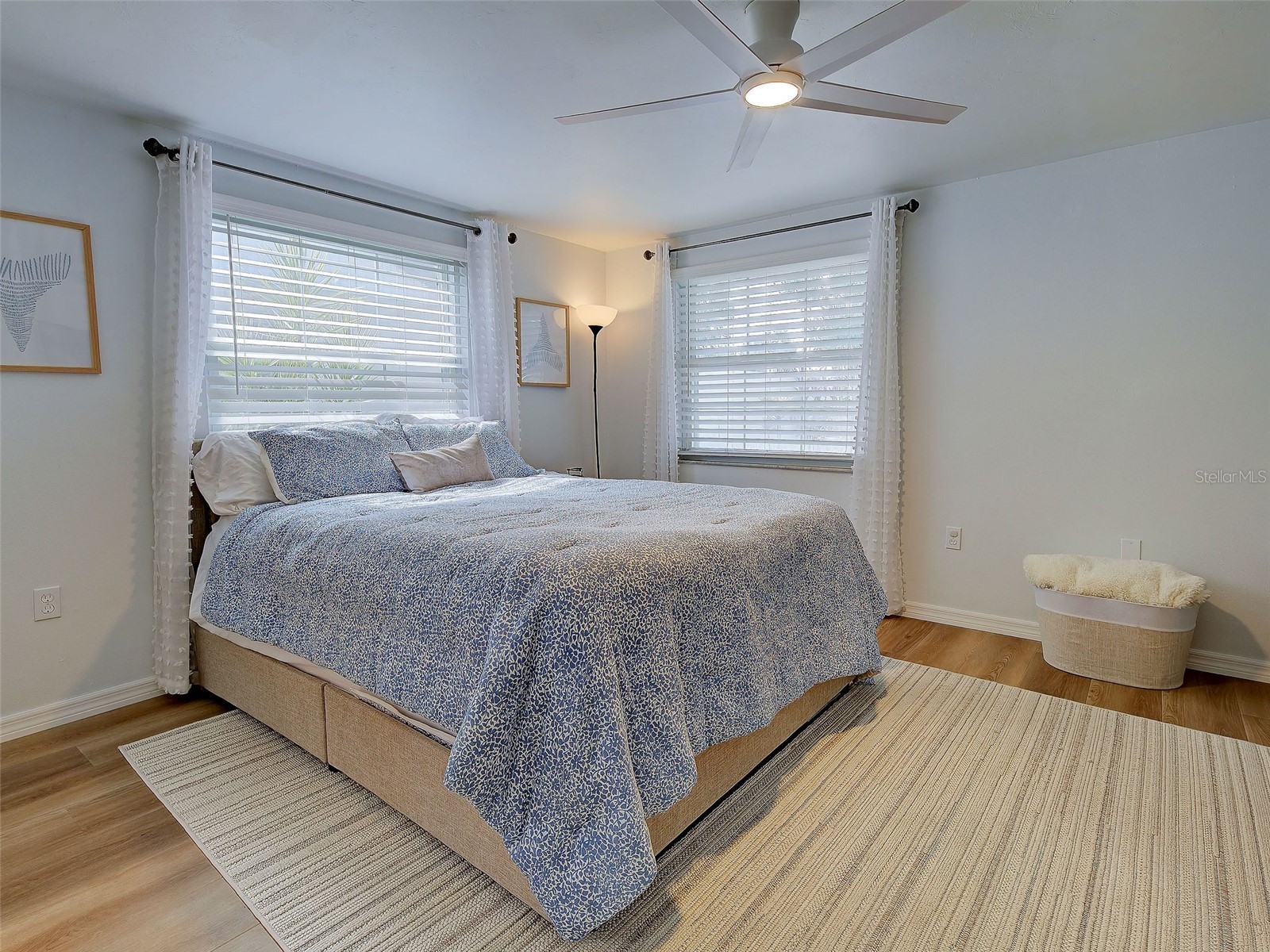 1439 Strada D Oro Venice FL 34292 C7528482 image34