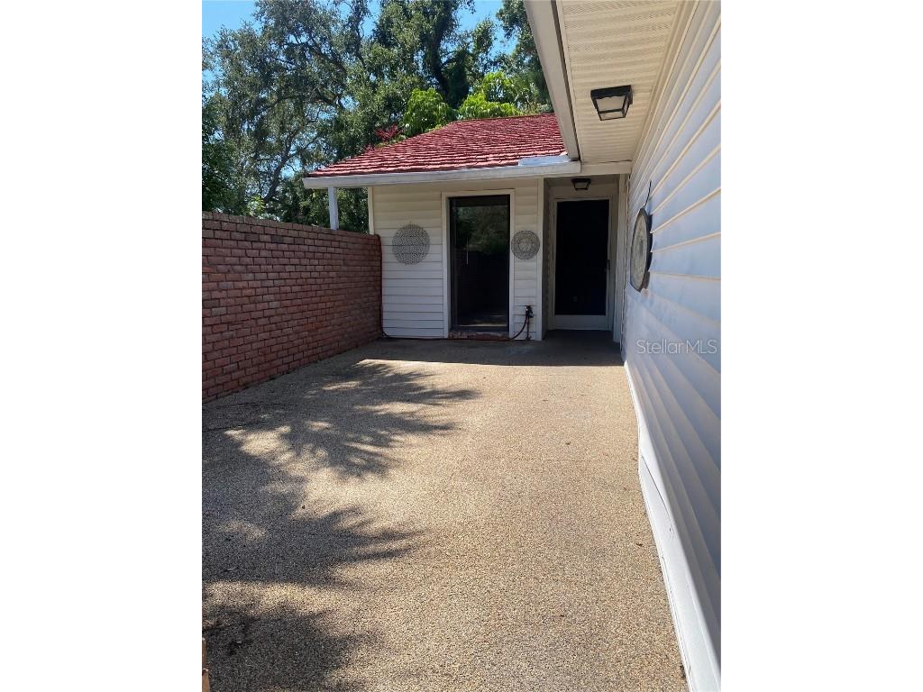 1439 Water View Drive W Largo FL 33771 U8212400 image1