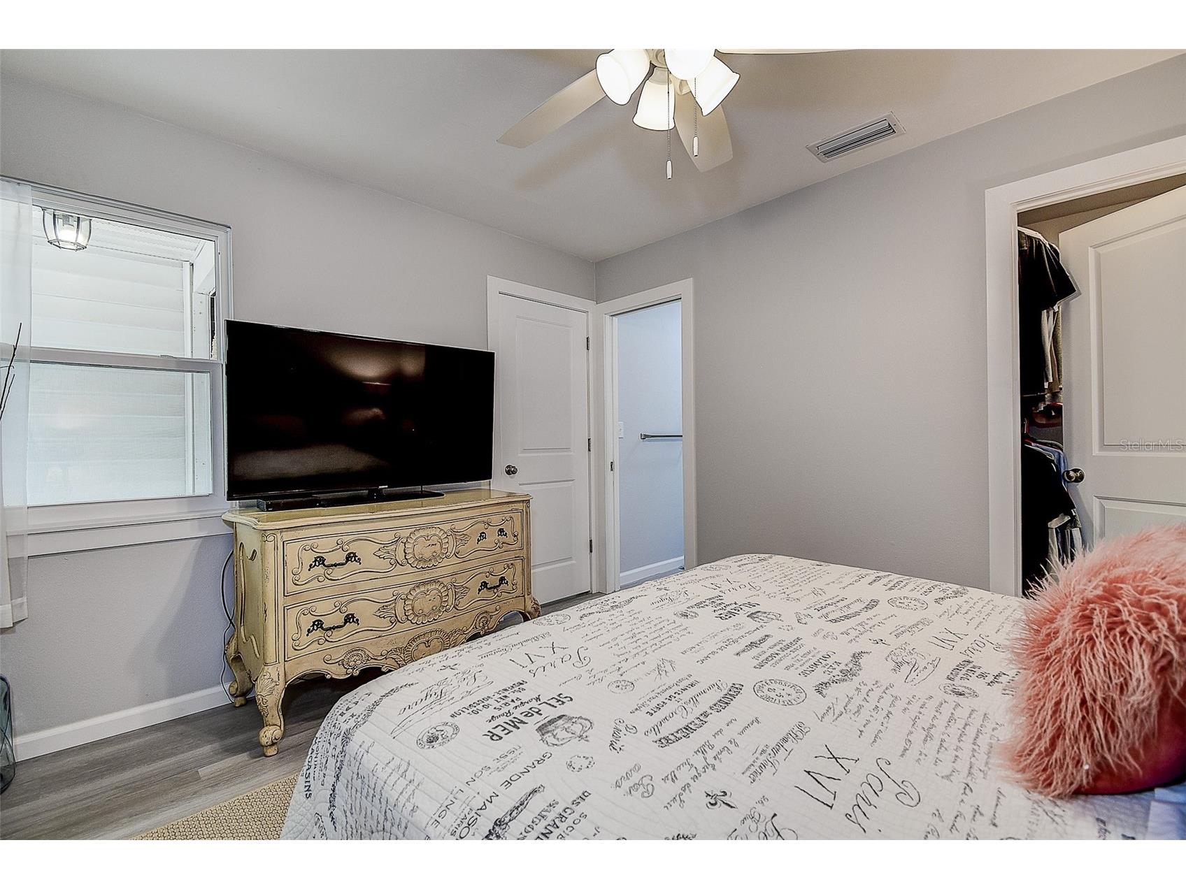 1439 Water View Drive W Largo FL 33771 TB8528906 image21