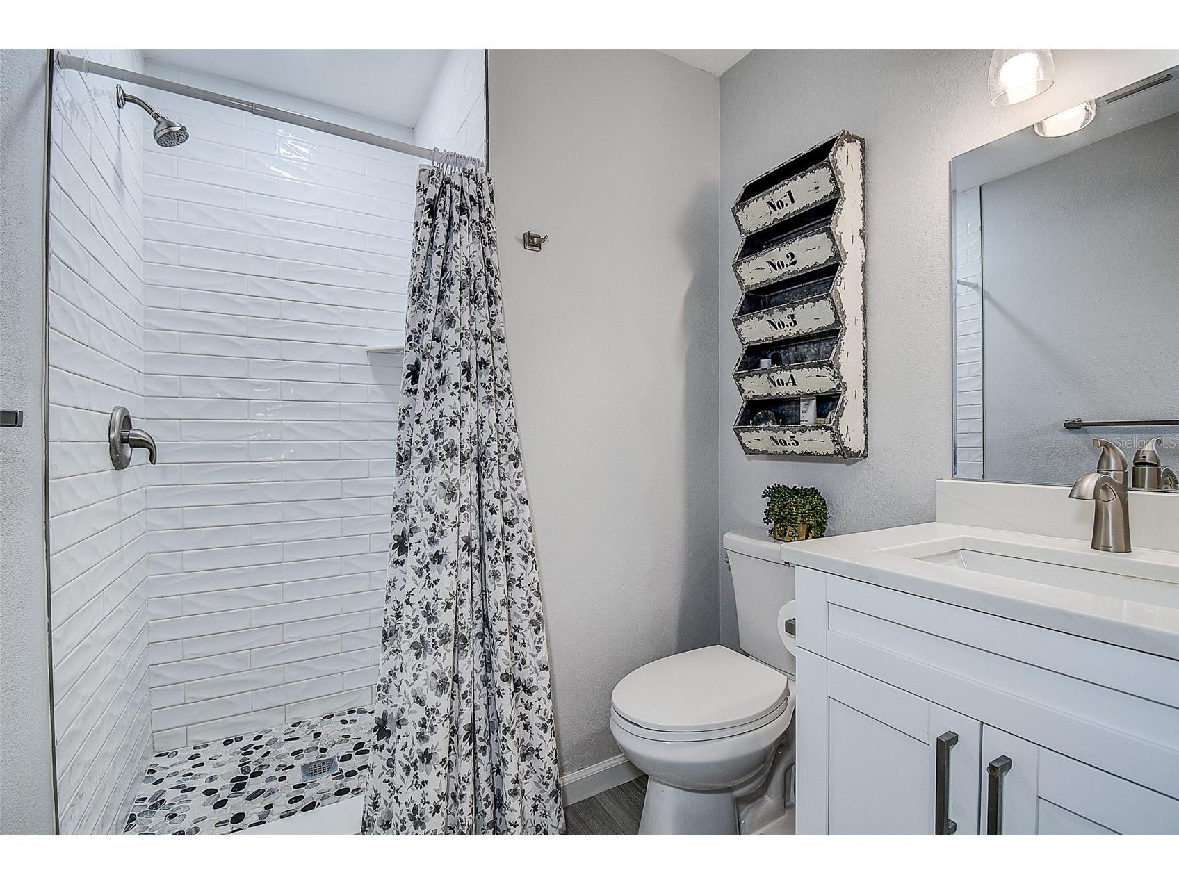 1439 Water View Drive W Largo FL 33771 TB8528906 image23