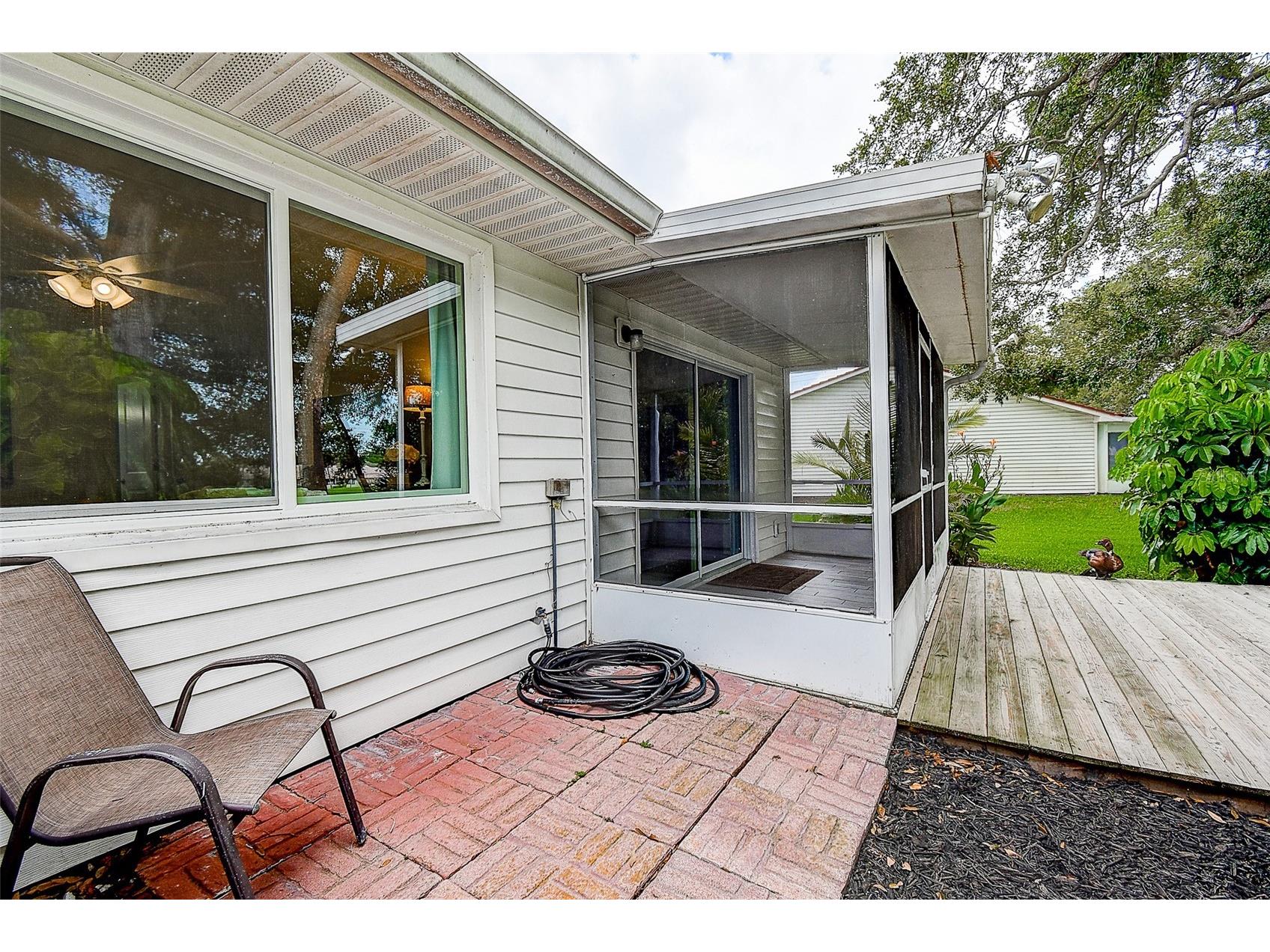 1439 Water View Drive W Largo FL 33771 TB8528906 image27