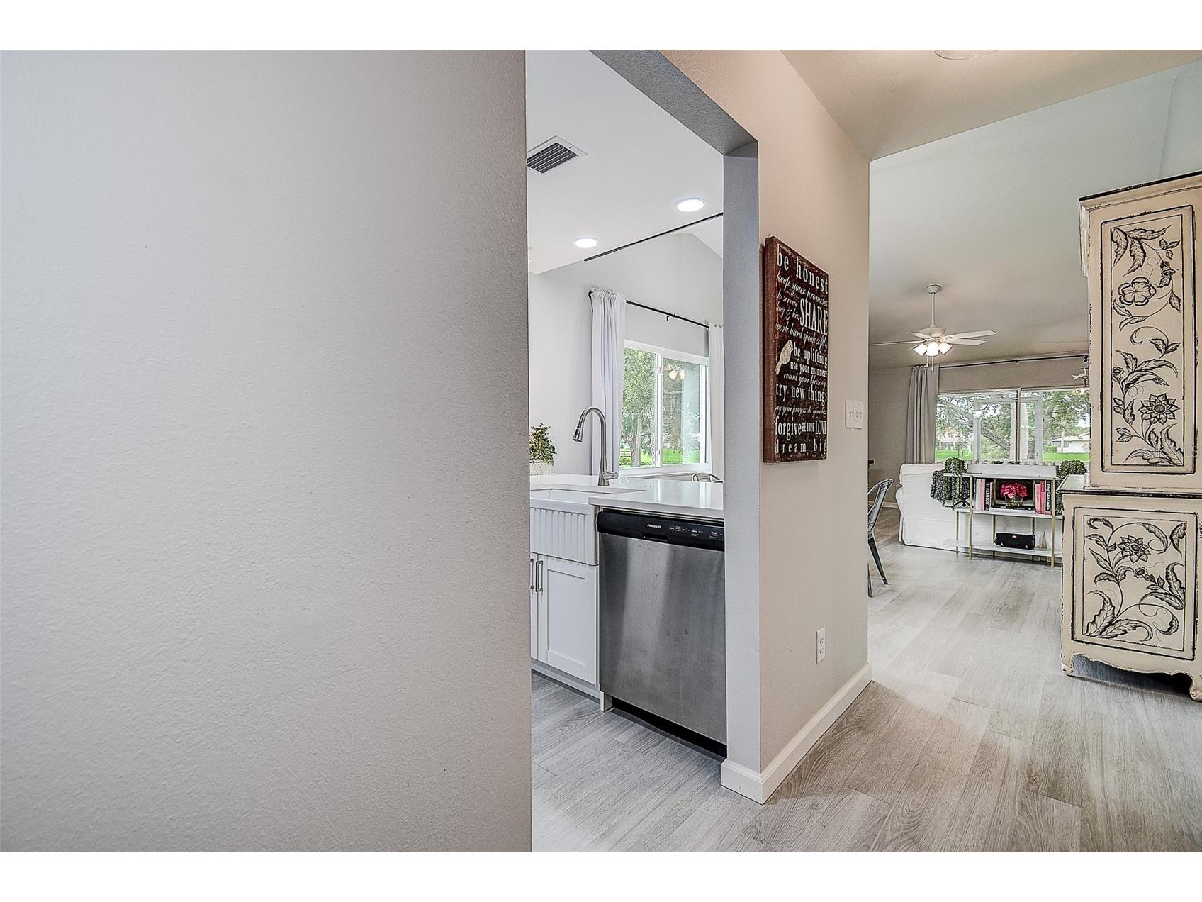1439 Water View Drive W Largo FL 33771 TB8528906 image8