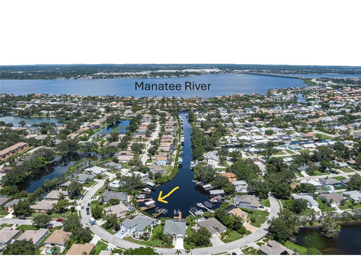 144 41st Circle E Bradenton FL 34208 A4661979 image2