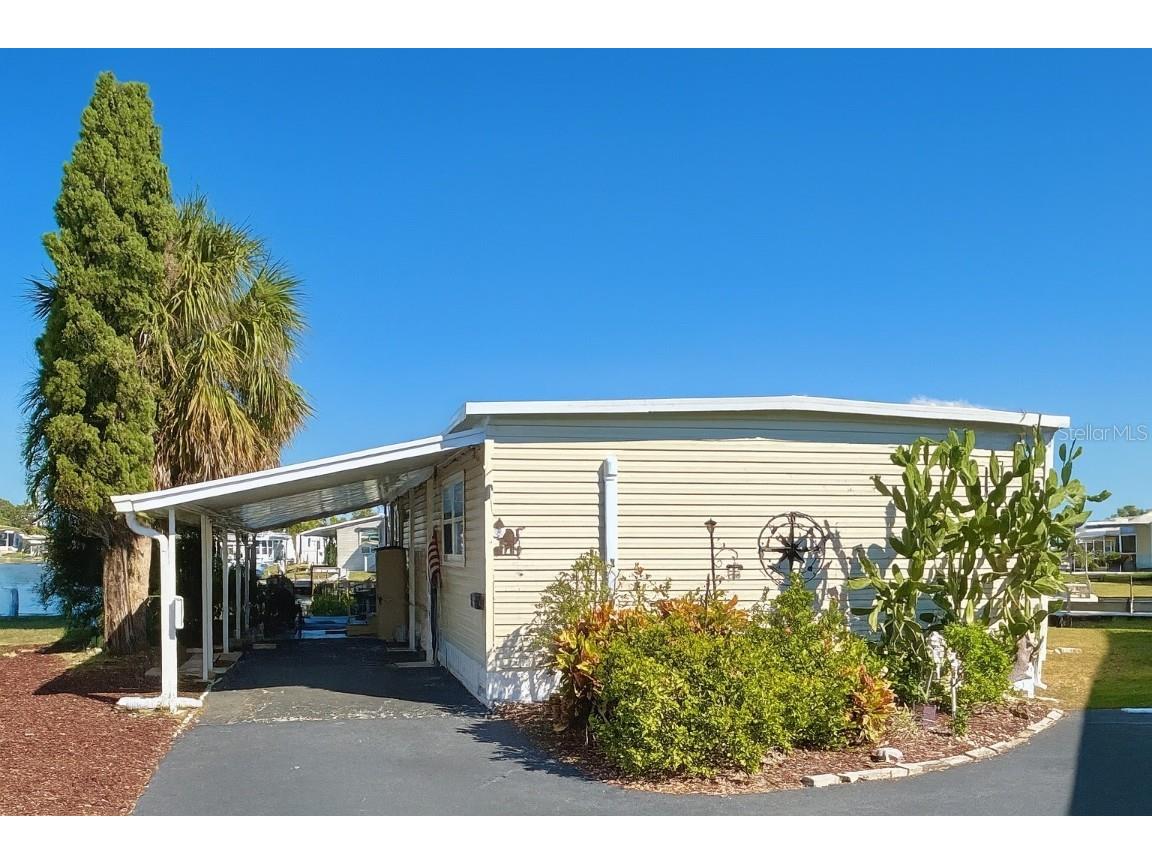 144 Americana Court NE #218 Saint Petersburg FL 33702 - TAMPA BAY TB8425095 image2