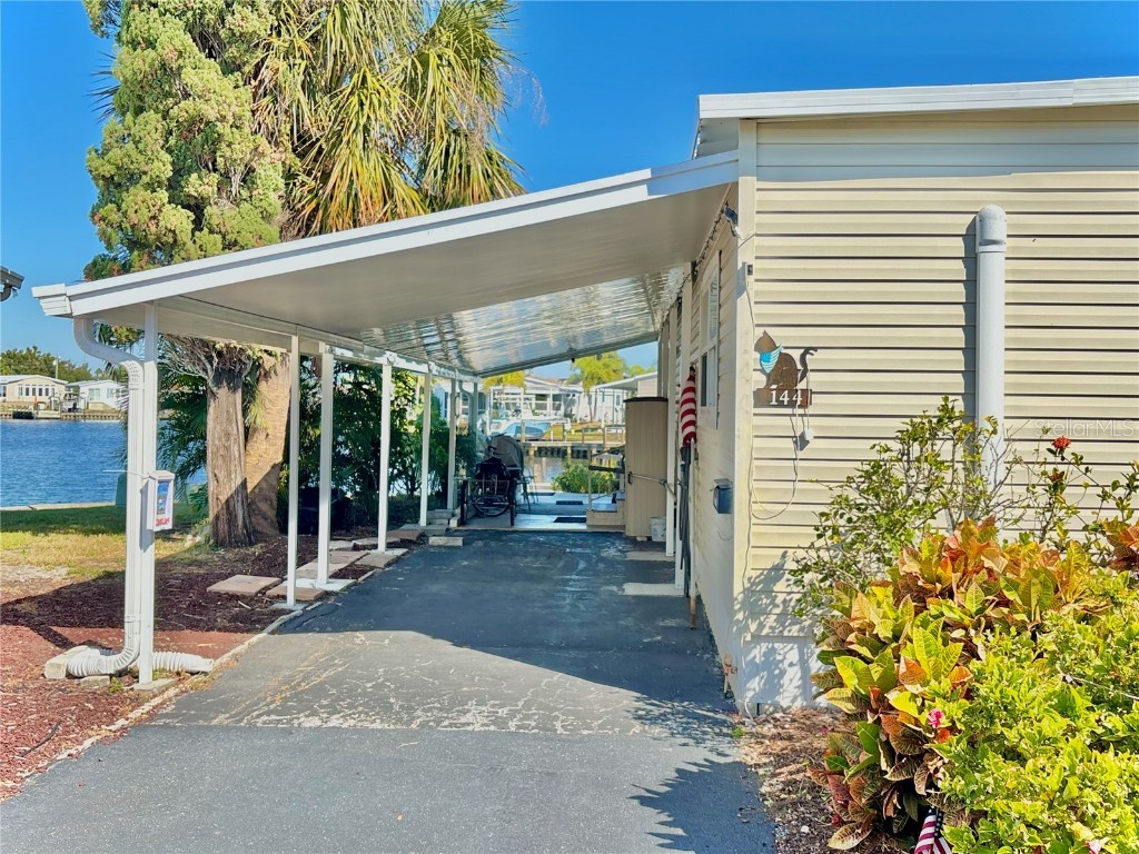 144 Americana Court NE #218 Saint Petersburg FL 33702 - TAMPA BAY TB8425095 image24