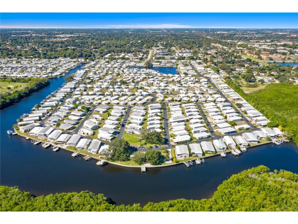 144 Americana Court NE #218 Saint Petersburg FL 33702 - TAMPA BAY TB8425095 image30