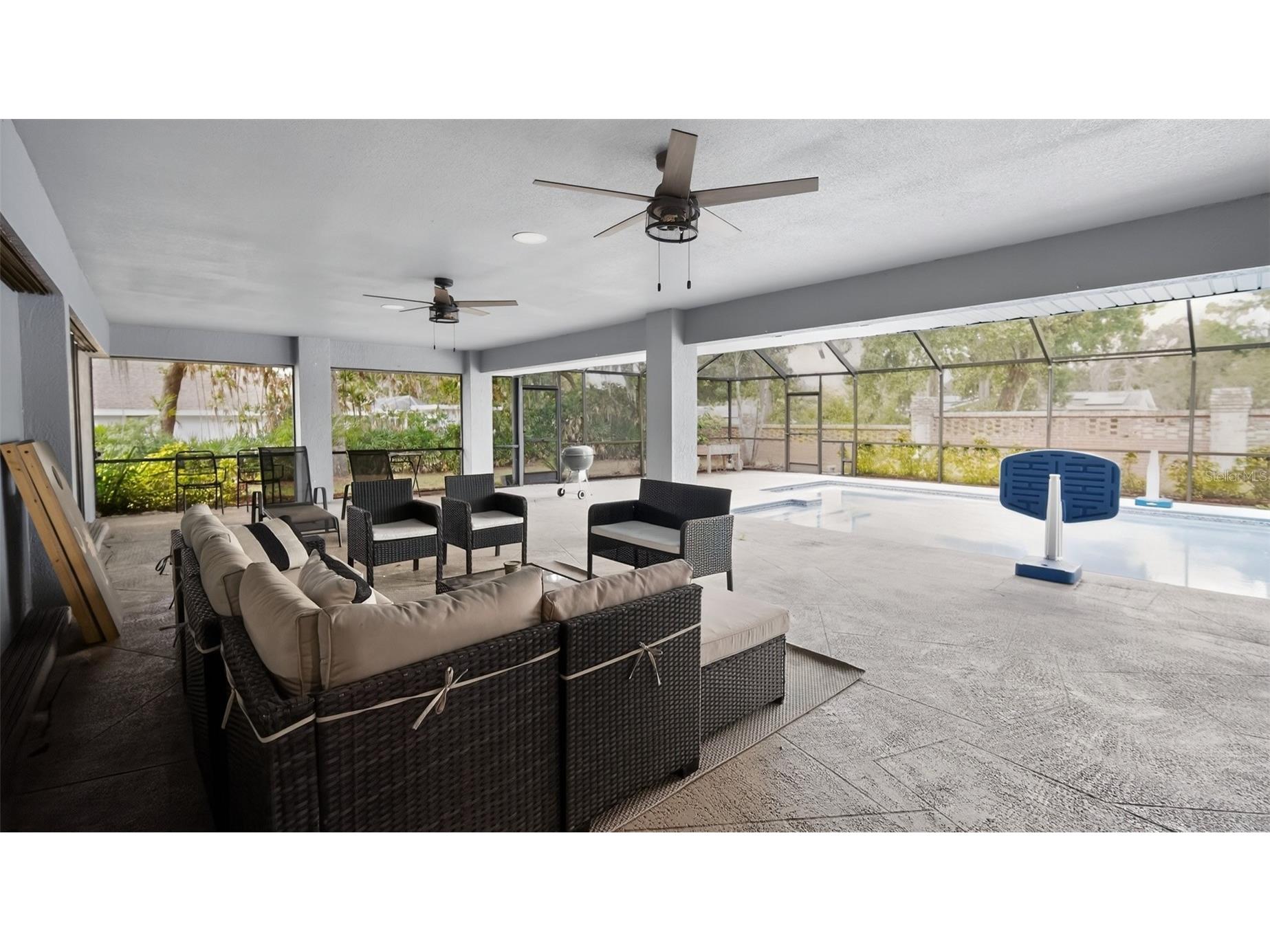 144 Barrington Drive Brandon FL 33511 TB8510886 image12