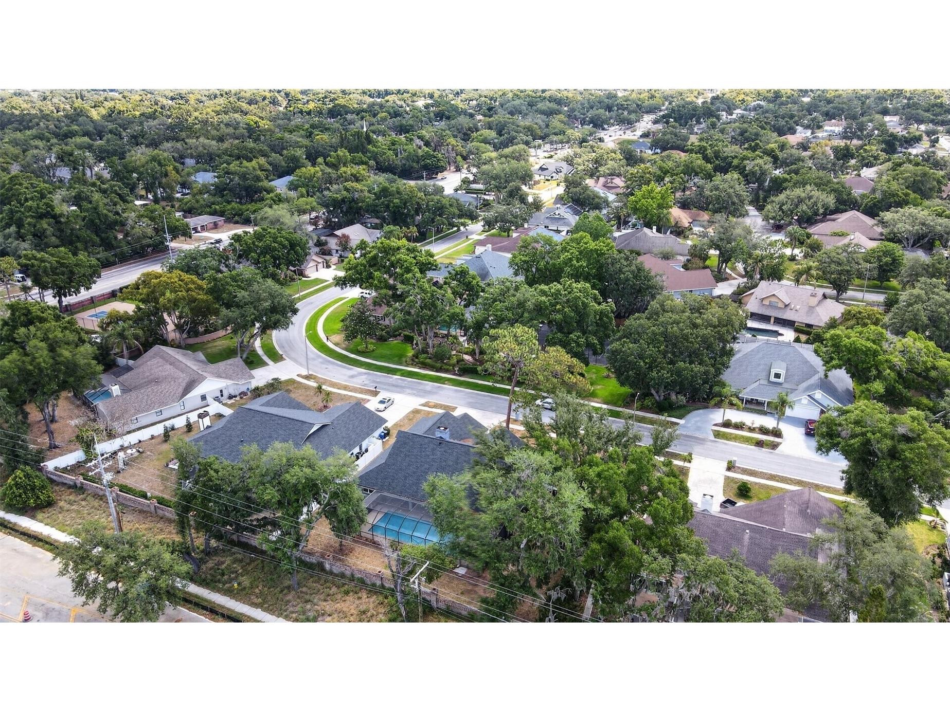 144 Barrington Drive Brandon FL 33511 TB8510886 image5