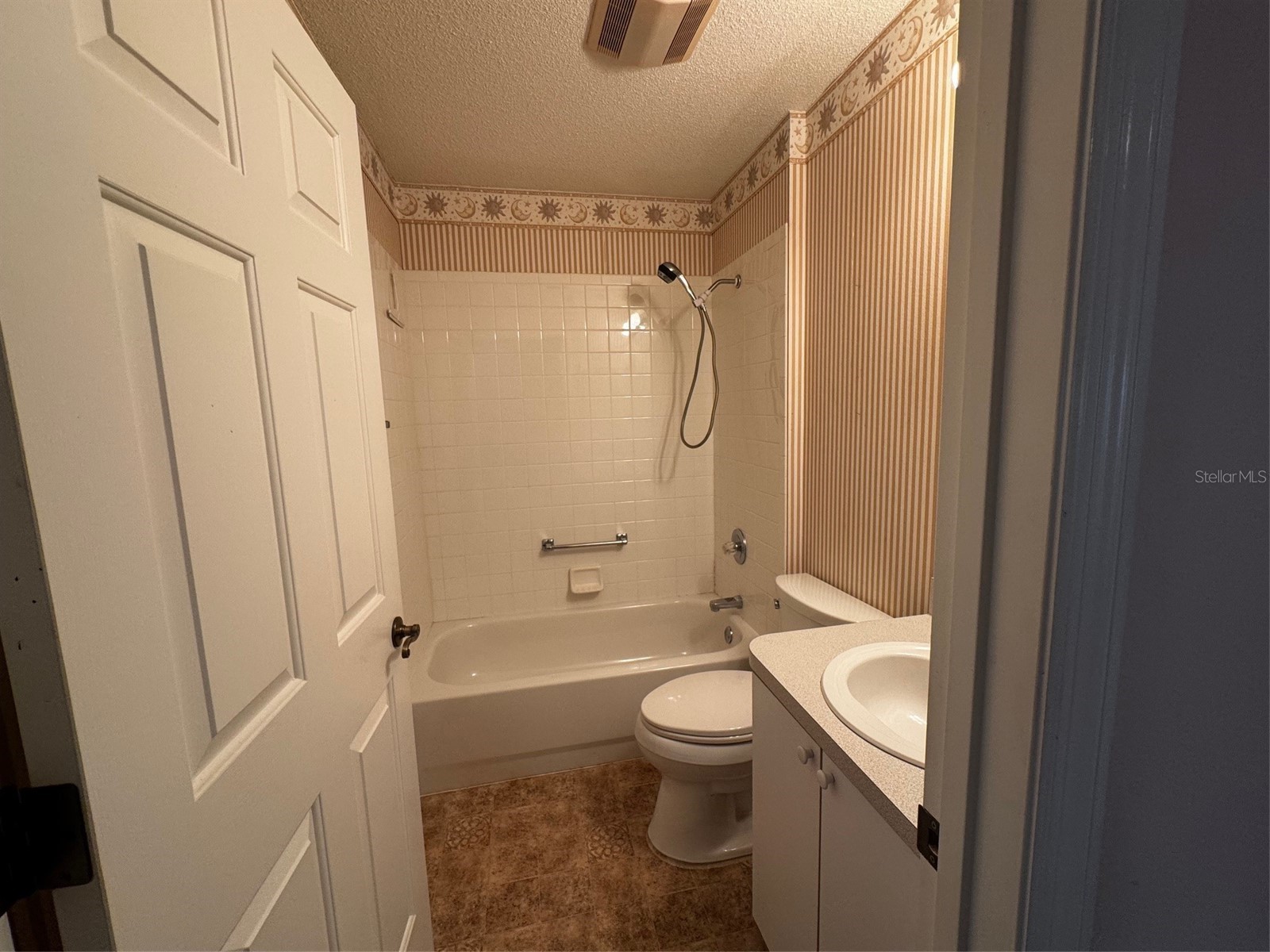 144 Costa Mesa Drive Lady Lake FL 32159 R4910662 image13