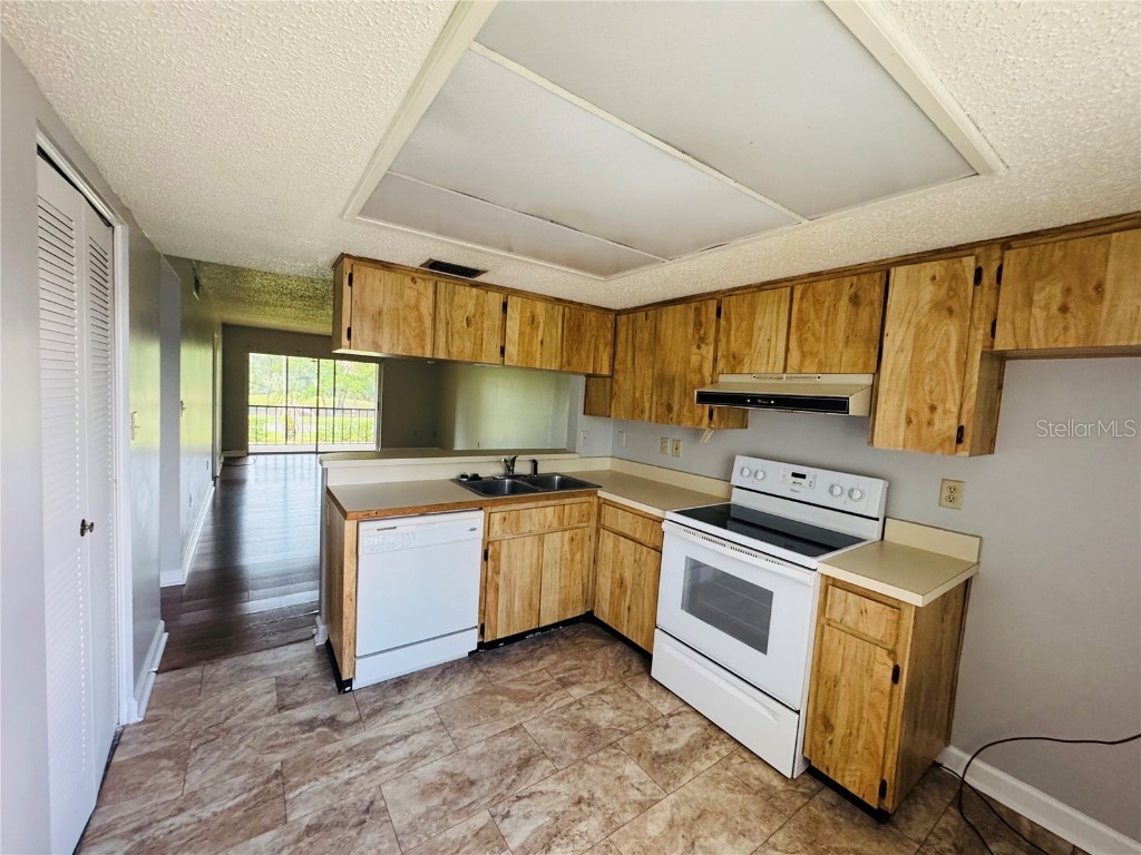 144 Cypress Lane Oldsmar FL 34677 TB8416055 image4