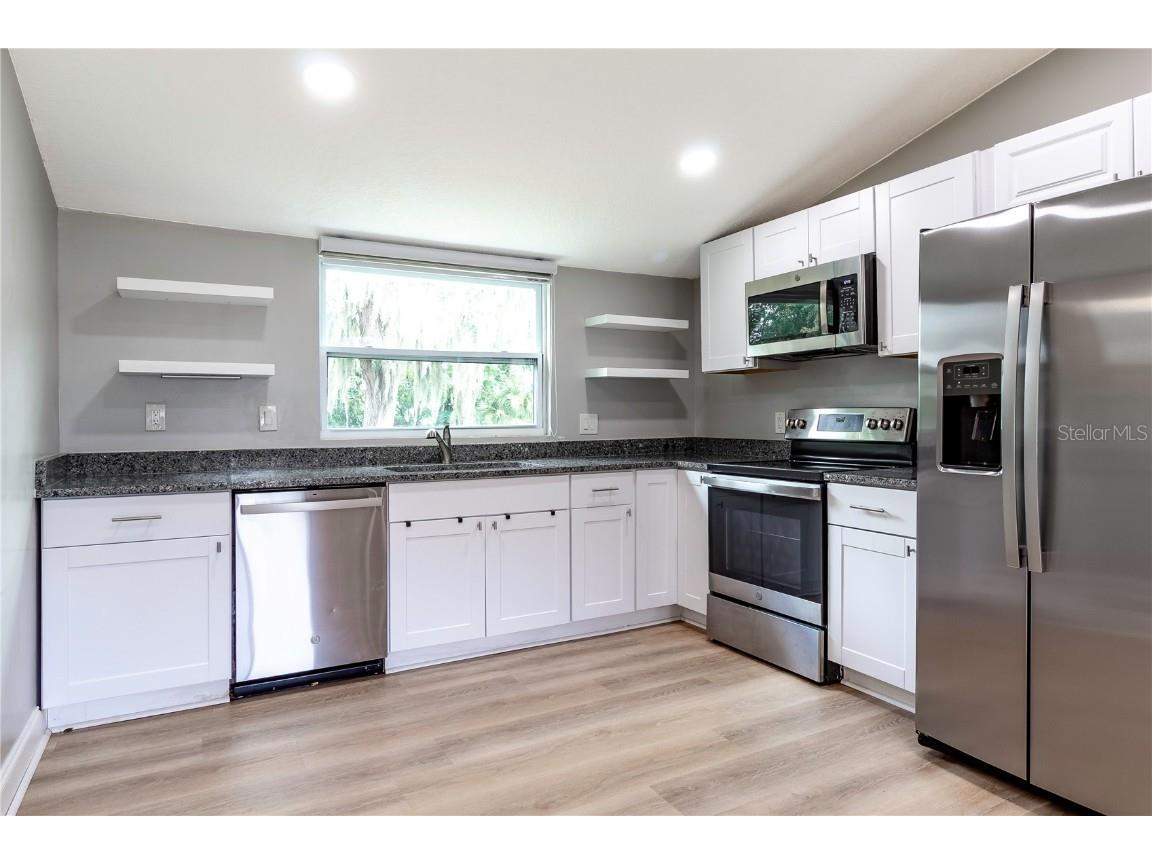 144 Delespine Drive Debary FL 32713 V4943711 image12