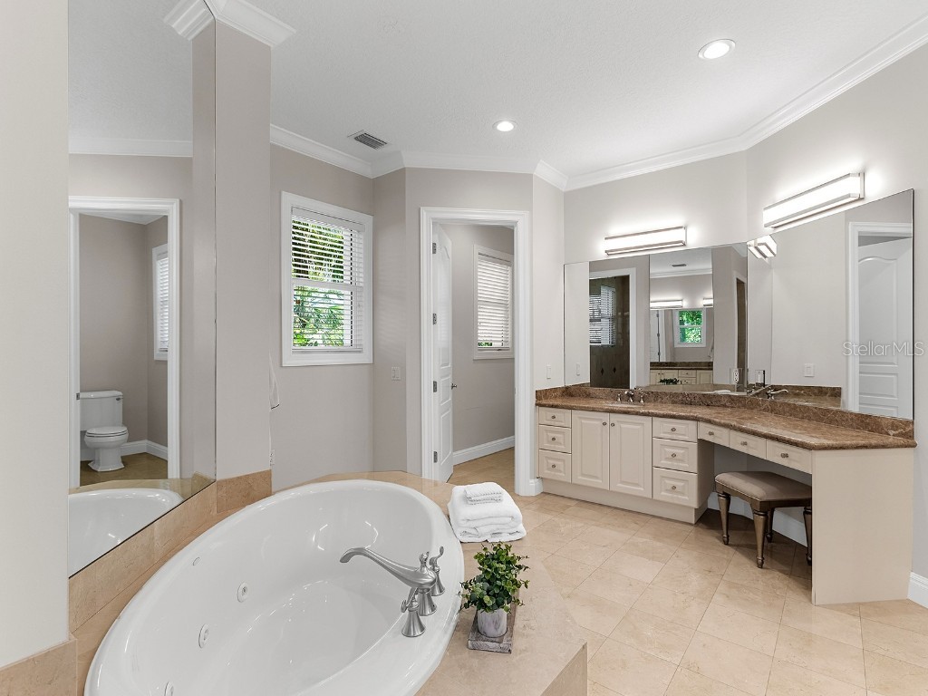 144 N Casey Key Road Osprey FL 34229 - LITTLE SARASOTA BAY A4660004 image27