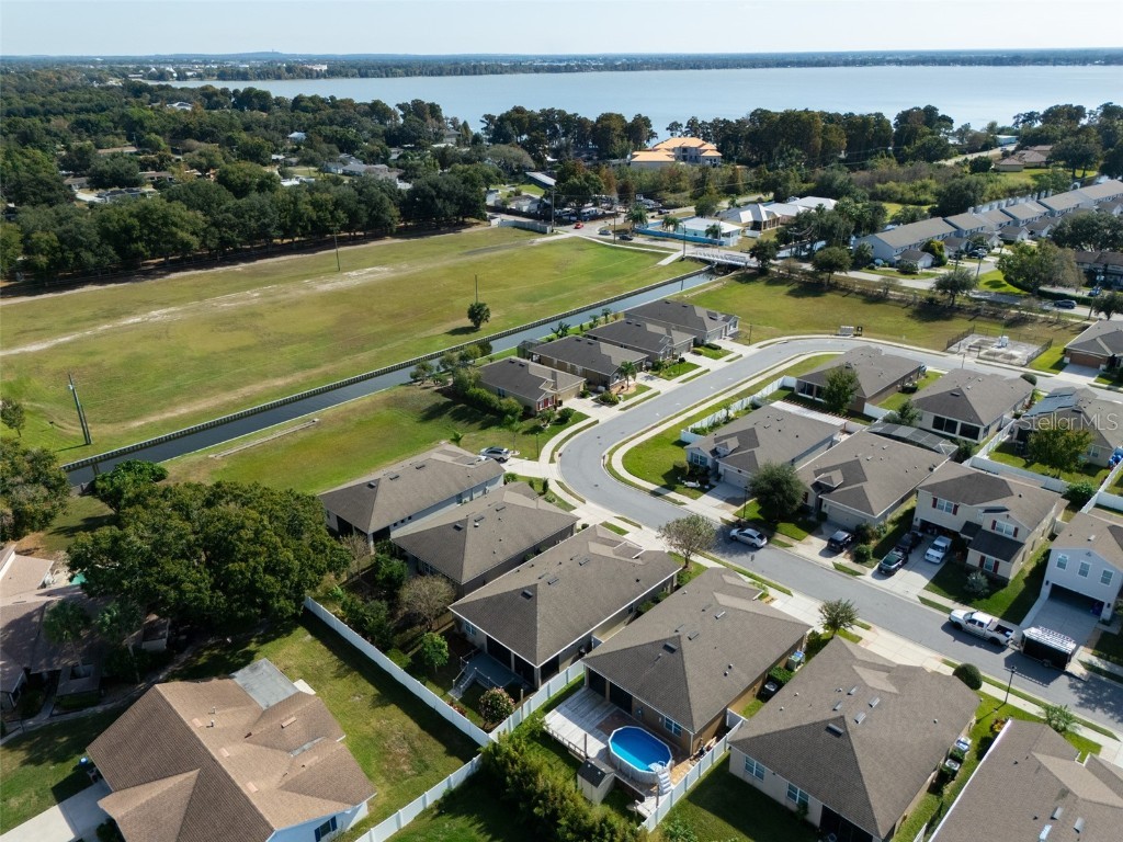 144 Waterside Circle Winter Haven FL 33880 P4935602 image40