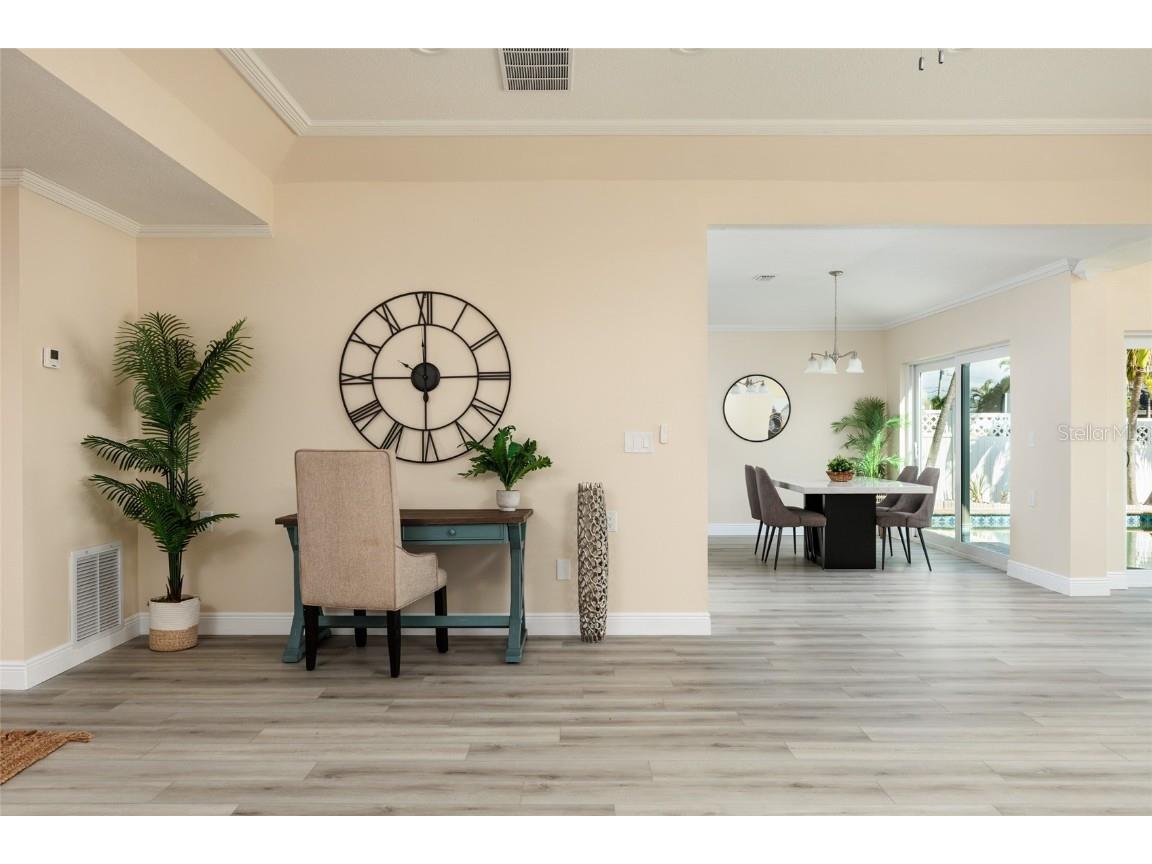 1440 Sea Gull Drive S Saint Petersburg FL 33707 TB8443182 image18