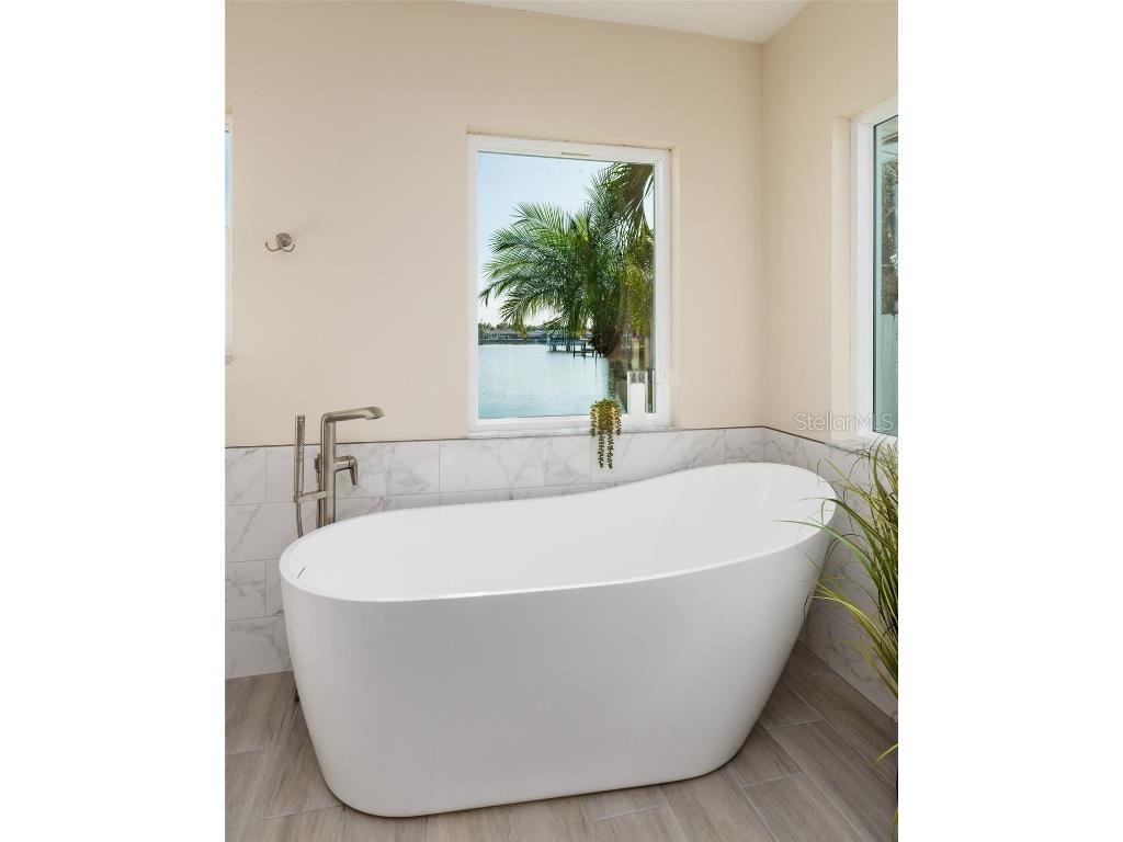 1440 Sea Gull Drive S Saint Petersburg FL 33707 TB8443182 image24