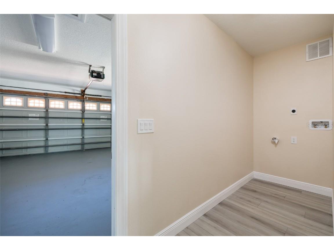 1440 Sea Gull Drive S Saint Petersburg FL 33707 TB8443182 image29