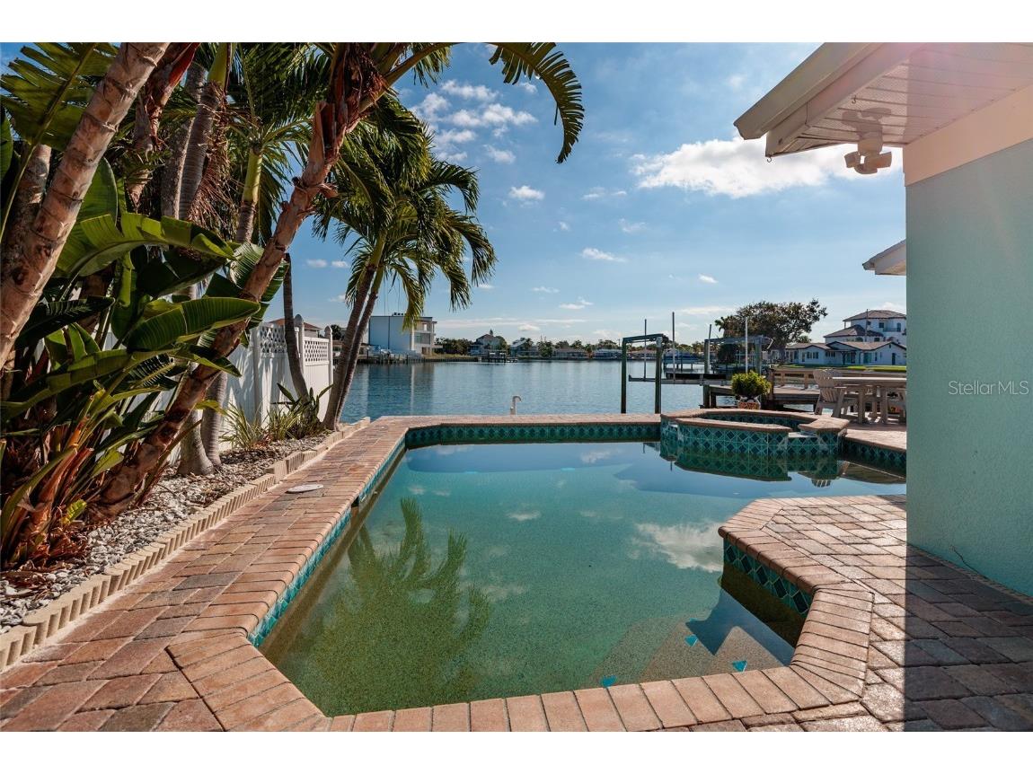 1440 Sea Gull Drive S Saint Petersburg FL 33707 TB8443182 image32