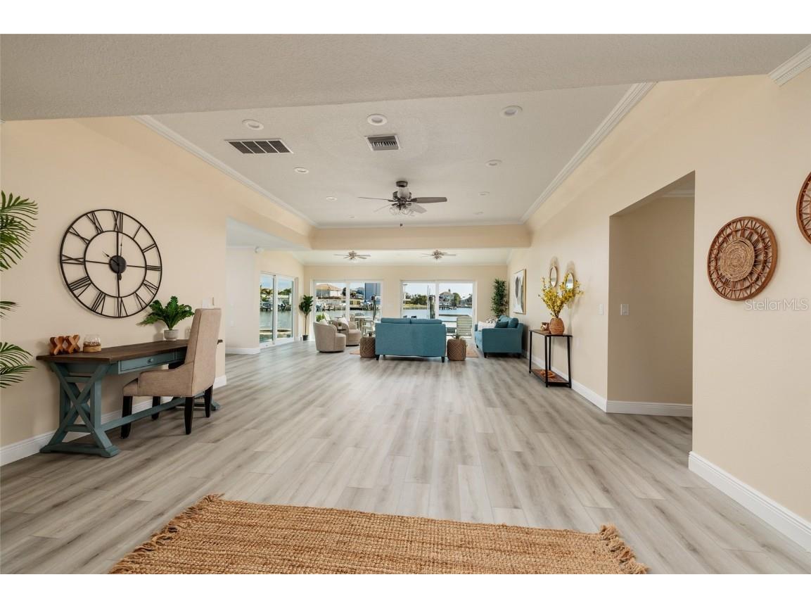 1440 Sea Gull Drive S Saint Petersburg FL 33707 TB8443182 image8