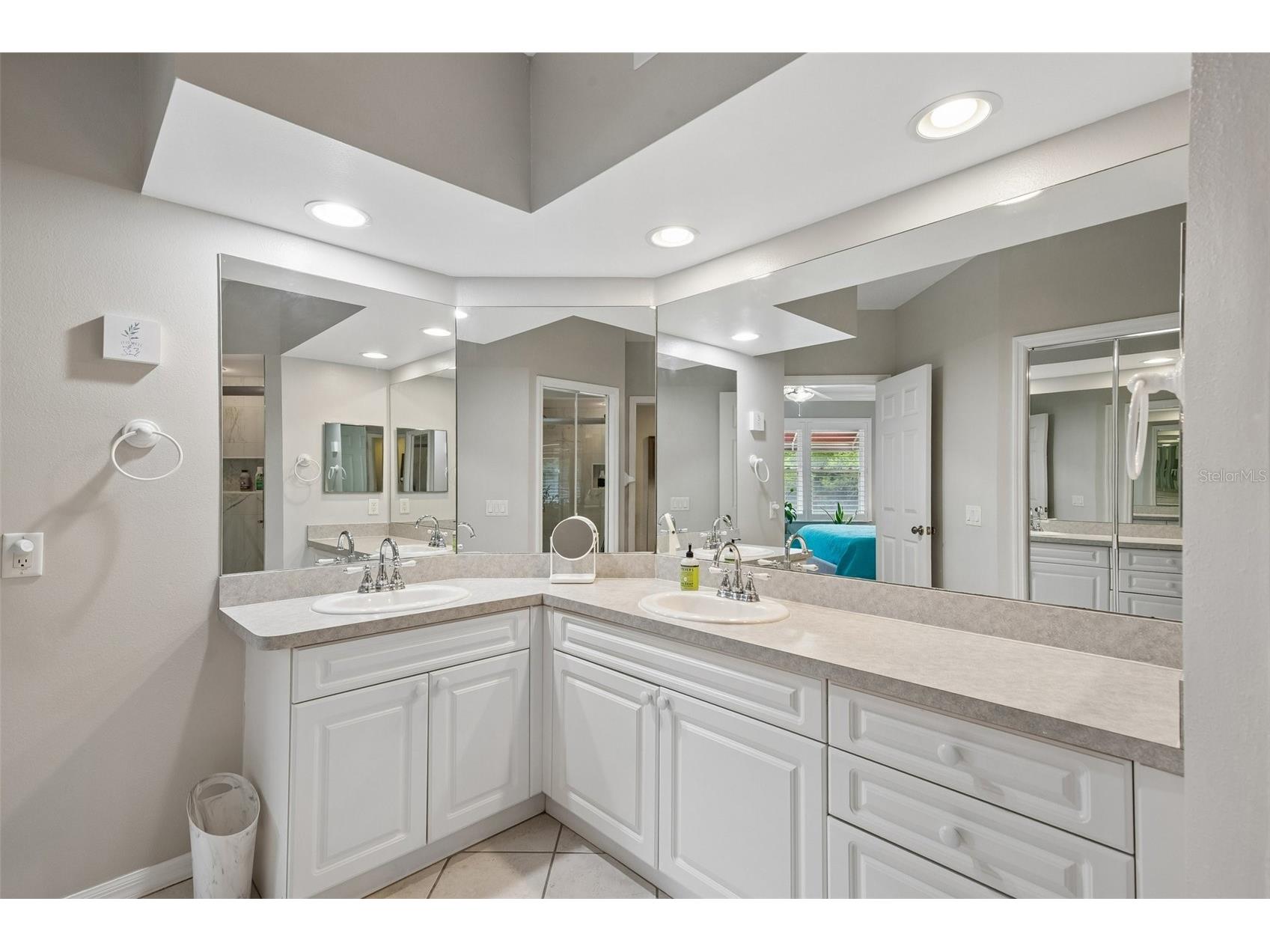 1440 Water View Drive W #106 Largo FL 33771 TB8507050 image26