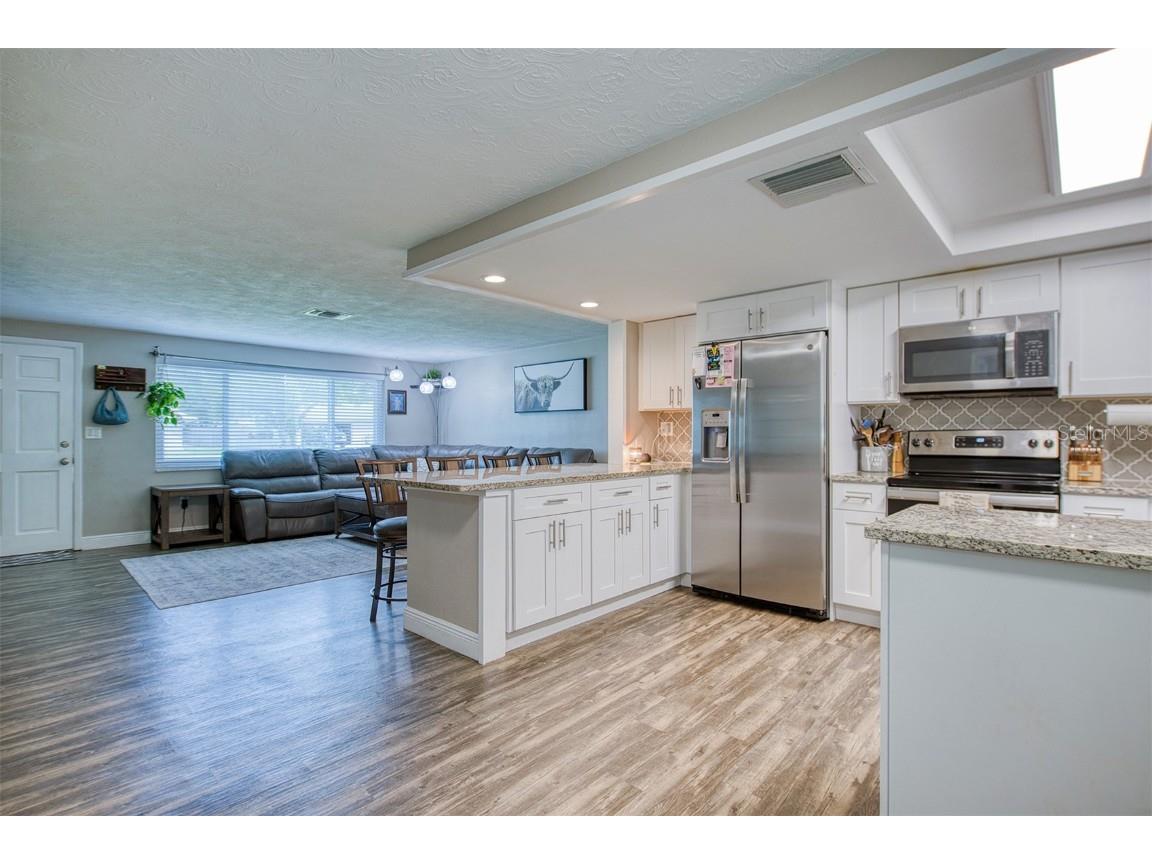 1440 Wisconsin Avenue Palm Harbor FL 34683 W7879115 image2