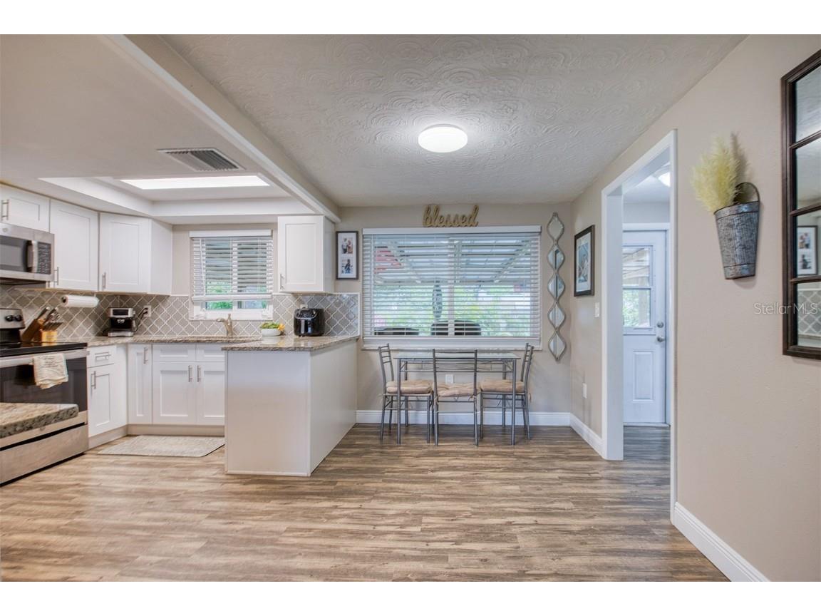 1440 Wisconsin Avenue Palm Harbor FL 34683 W7879115 image6