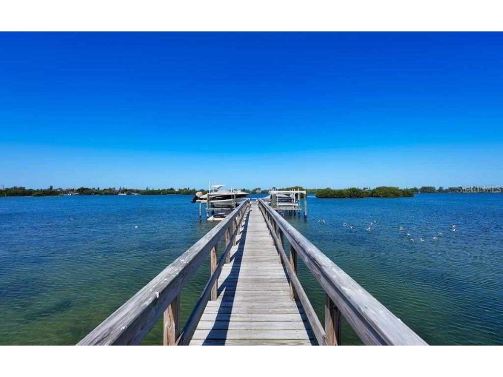 14401 Masthead Drive Osprey FL 34229 - LITTLE SARASOTA BAY A4684834 image85