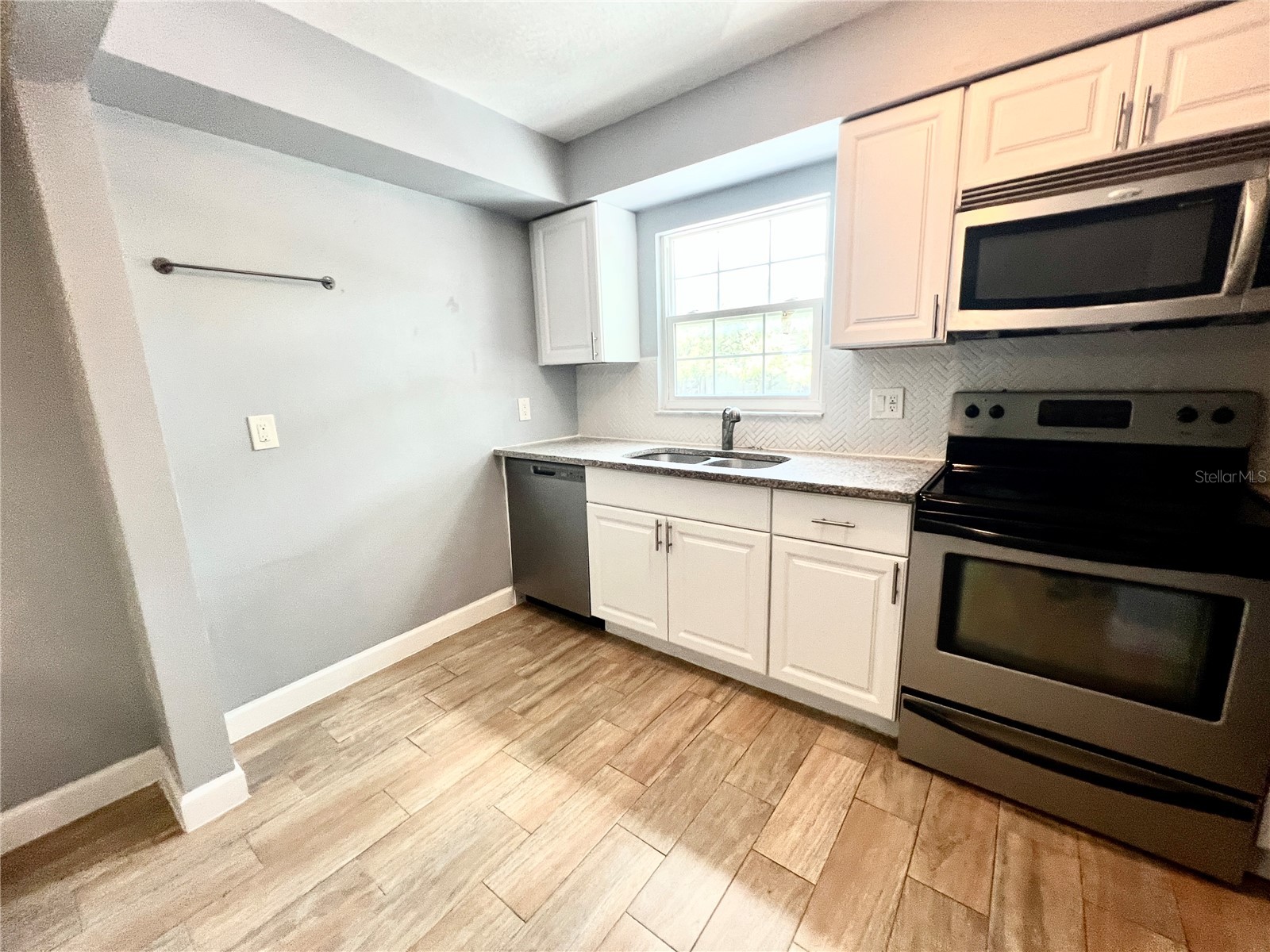 14402 Reuter Strasse Circle #223 Tampa FL 33613 TB8512111 image2