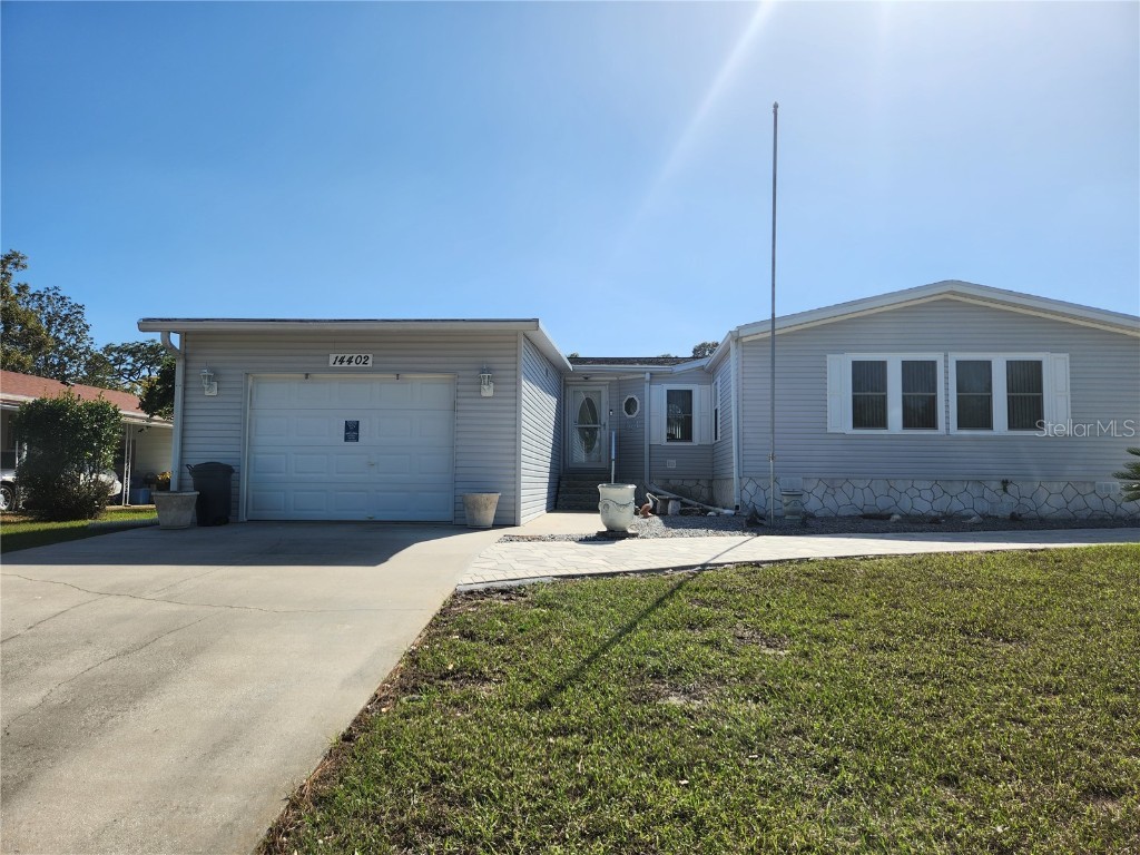 14402 Sandhurst Street Brooksville FL 34613 W7852391 image1