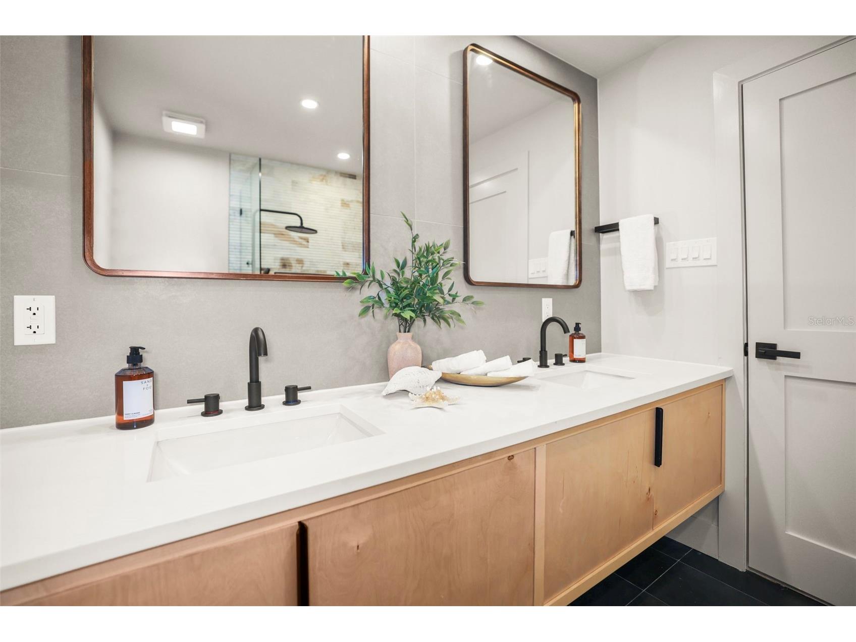 1441 Fairway Drive Dunedin FL 34698 TB8454036 image34