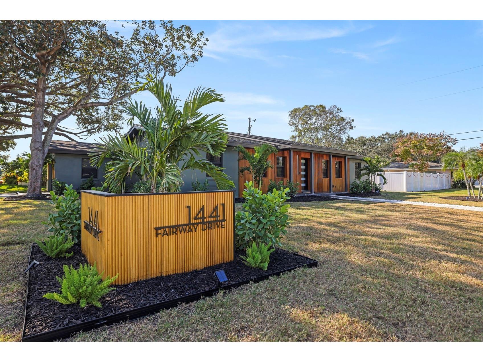 1441 Fairway Drive Dunedin FL 34698 TB8454036 image82