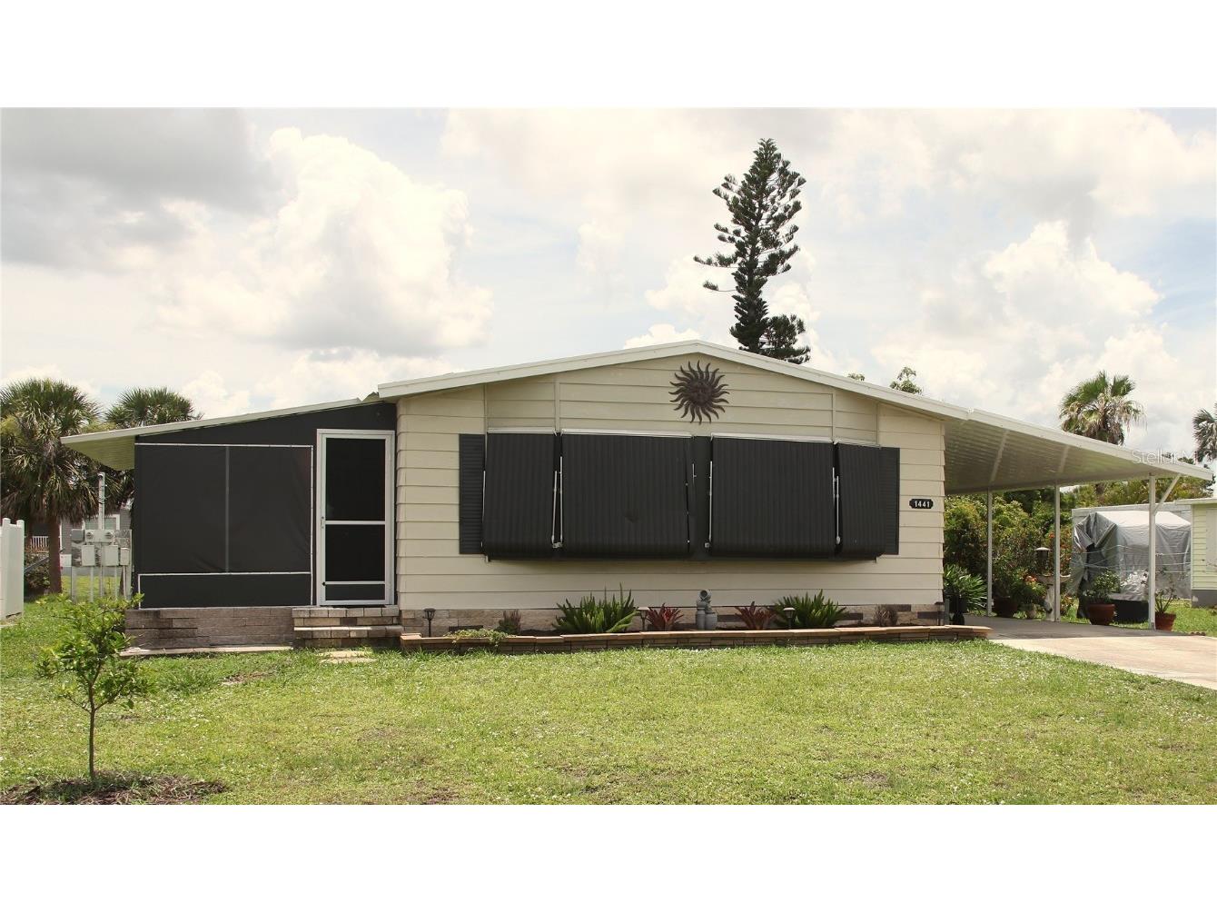 1441 Kingfisher Drive Englewood FL 34224 D6142771 image1