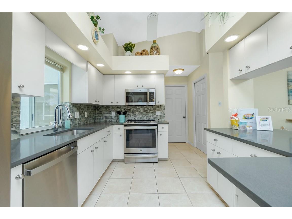 1441 Overbrook Road Englewood FL 34223 D6139559 image21