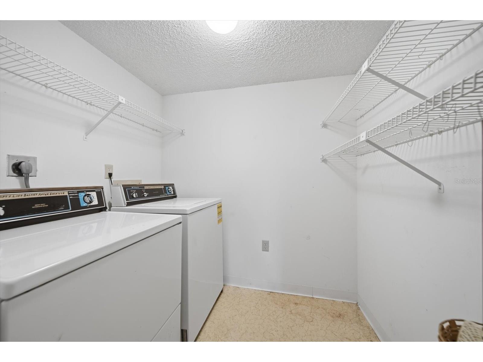 1441 Pine Glen Lane #E2 Tarpon Springs FL 34688 TB8491585 image10