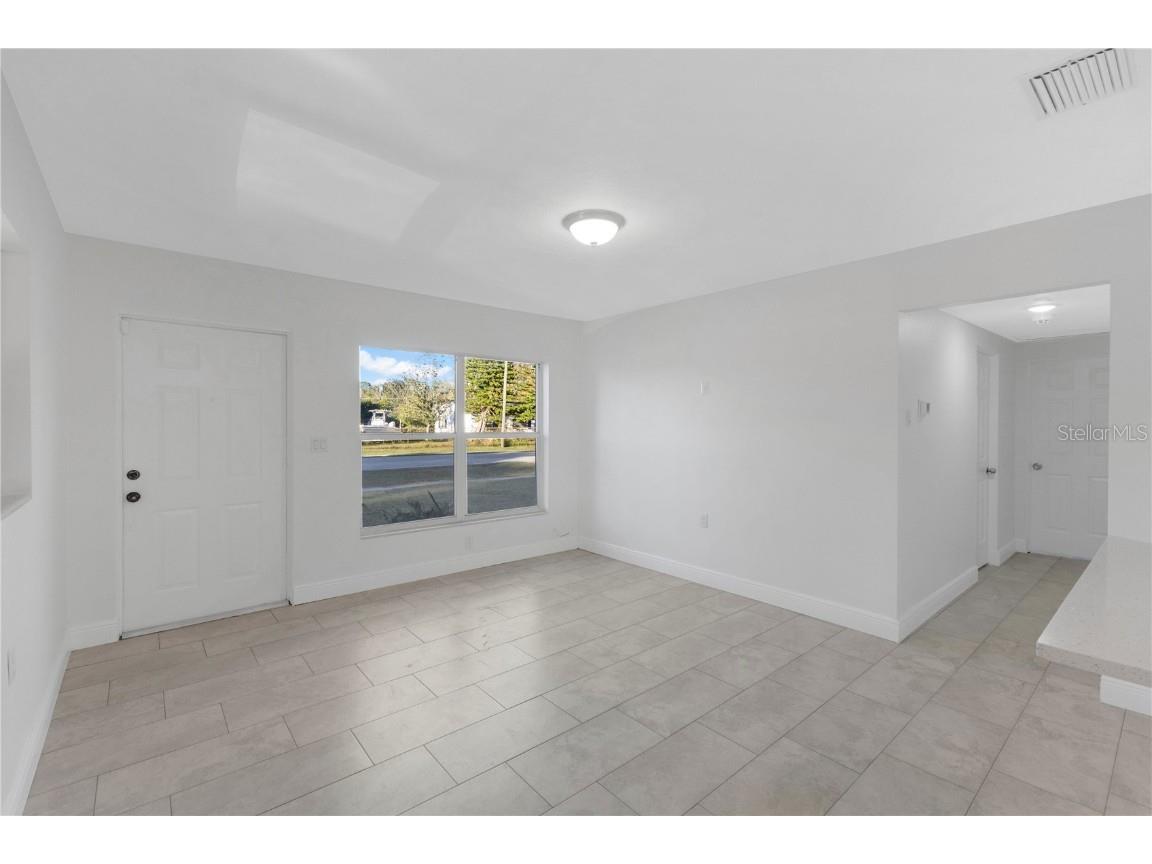 14410 Sussex Drive Orlando FL 32826 O6355366 image3