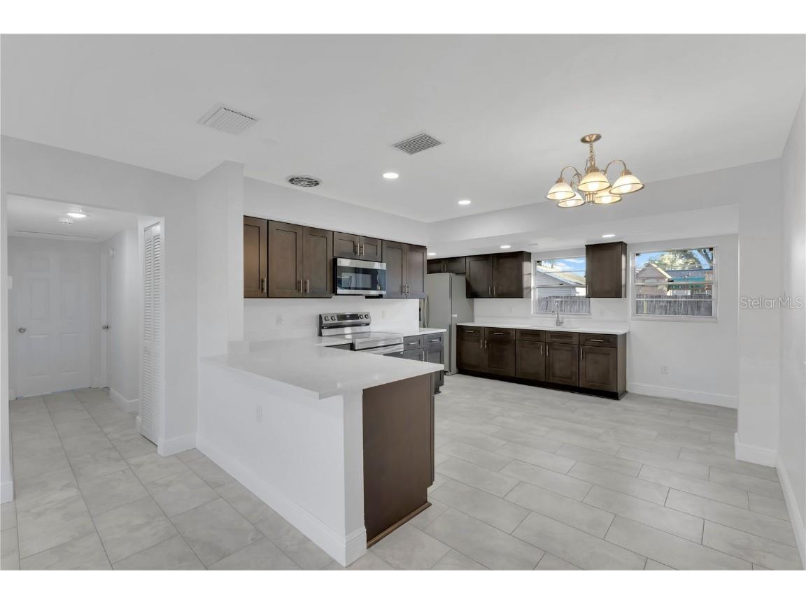 14410 Sussex Drive Orlando FL 32826 O6355366 image6