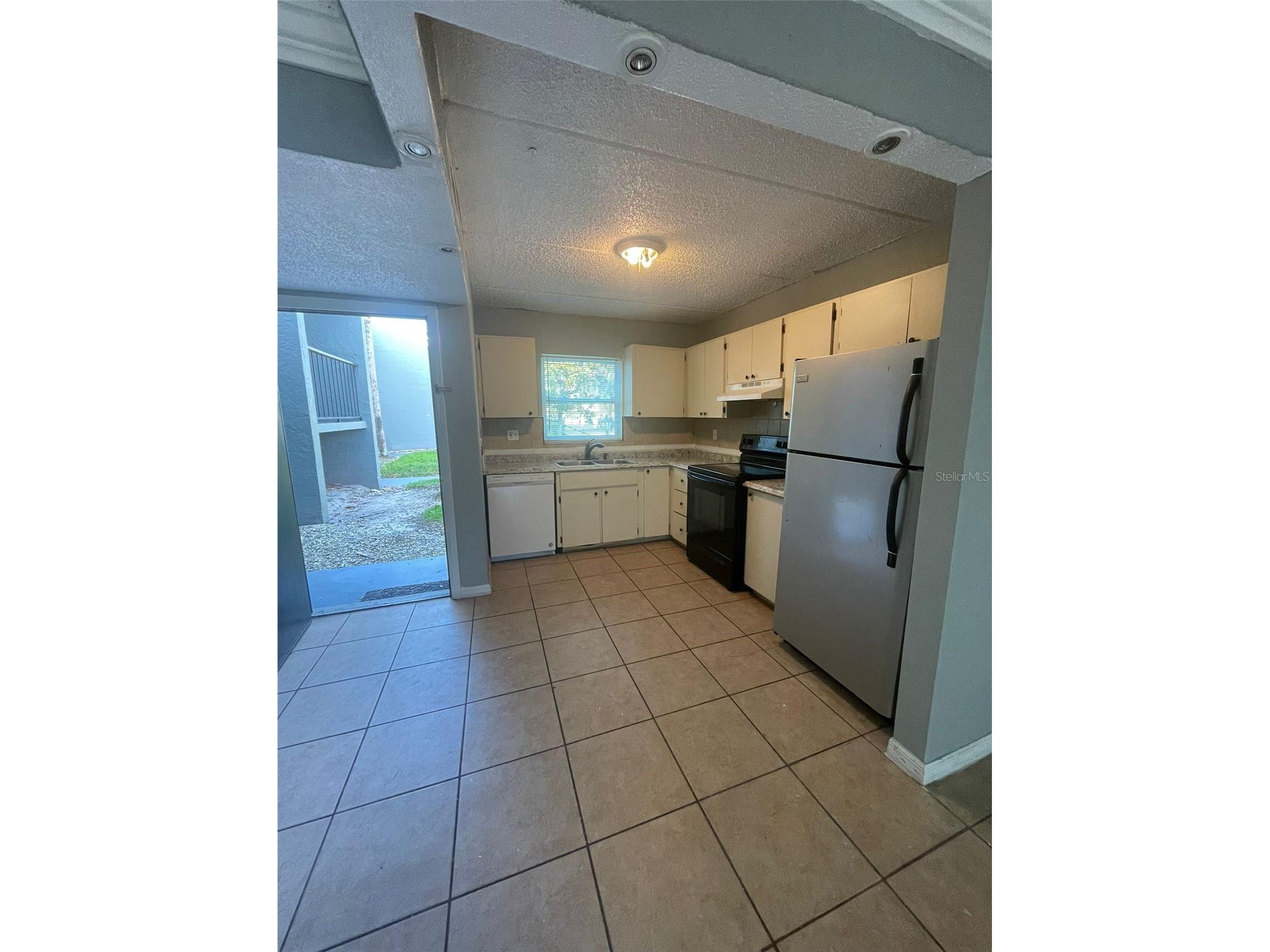 14413 Americana Circle #105 Tampa FL 33613 TB8480636 image3