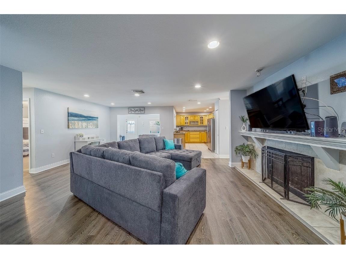 14414 91st Avenue Seminole FL 33776 TB8402379 image2