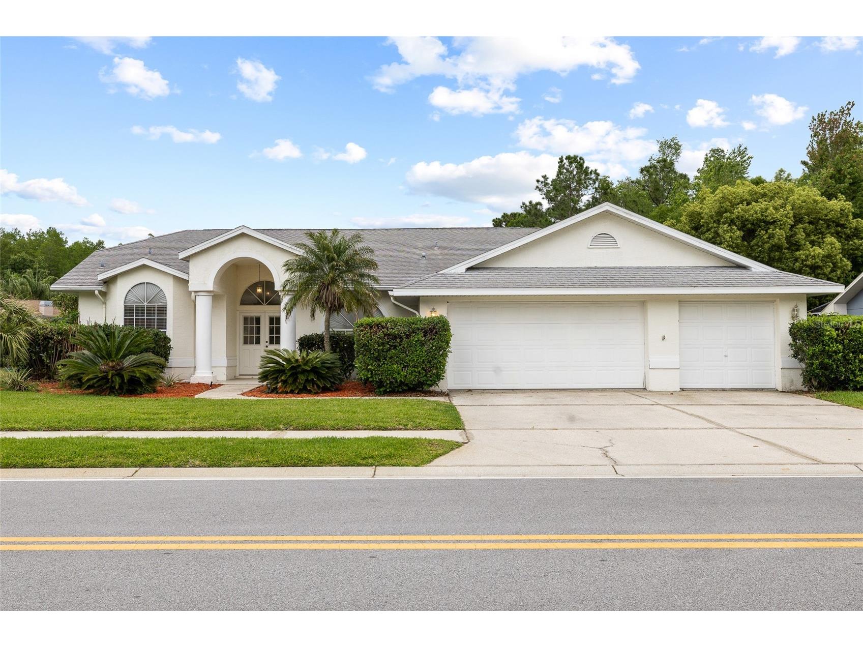 1442 Kinsmere Drive Trinity FL 34655 TB8495978 image2