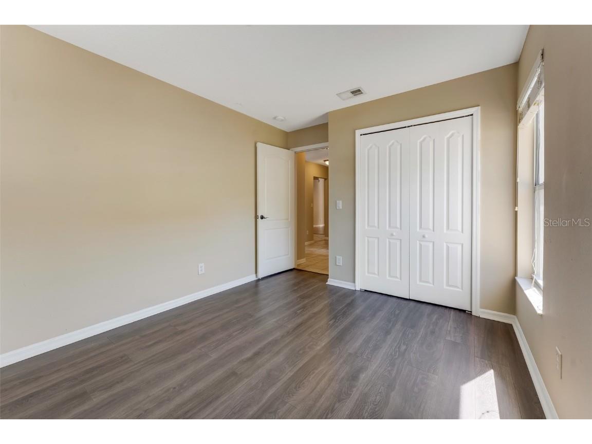 1442 Lake Shore Ranch Drive Seffner FL 33584 TB8444849 image12