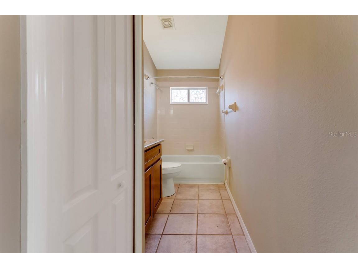 1442 Lake Shore Ranch Drive Seffner FL 33584 TB8444849 image14