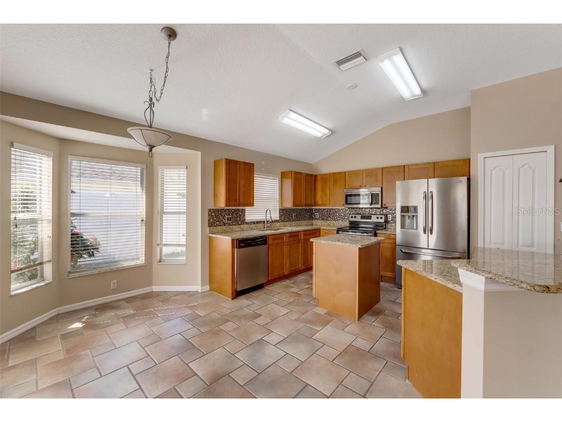 1442 Lake Shore Ranch Drive Seffner FL 33584 TB8444849 image22