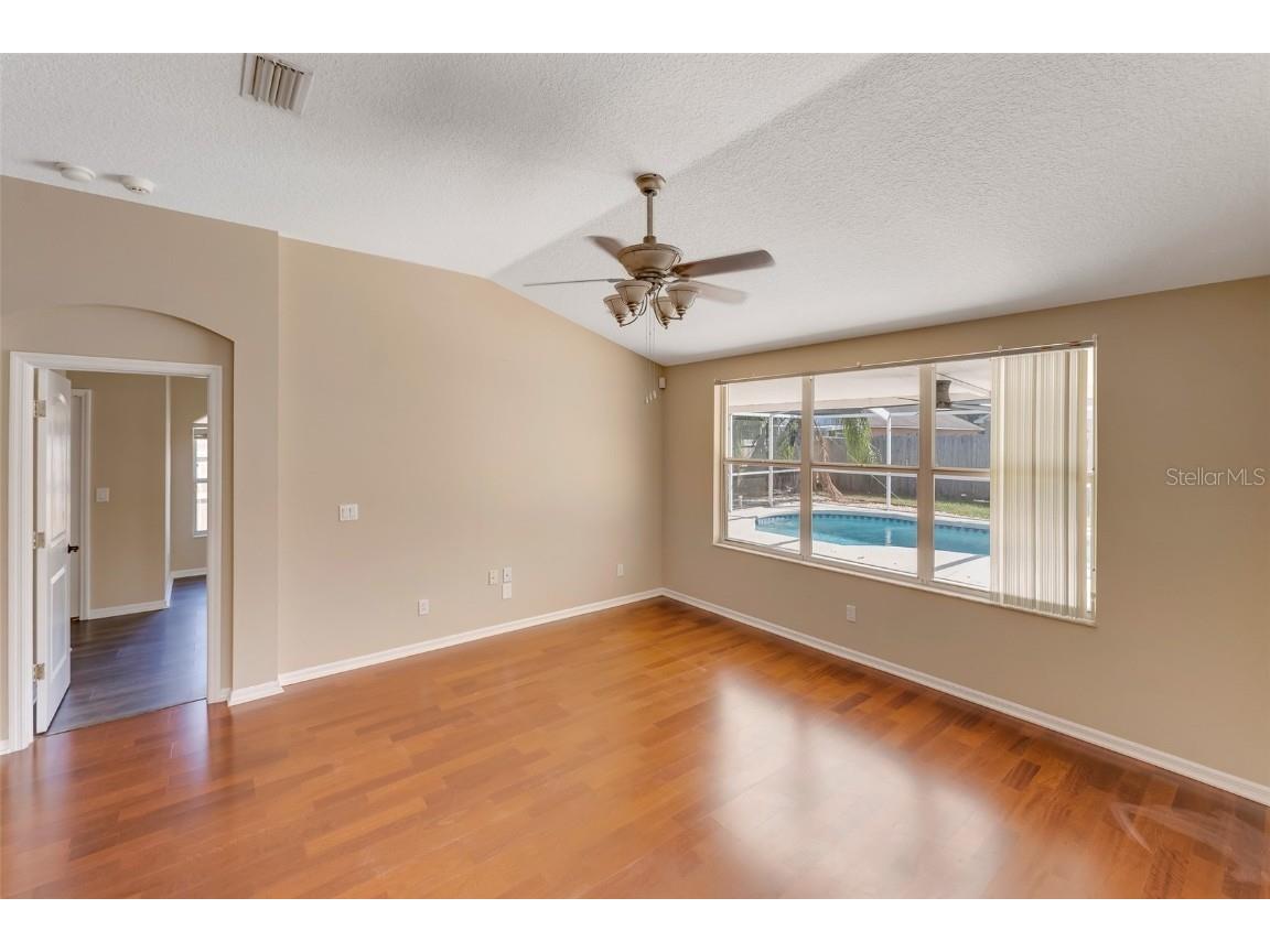 1442 Lake Shore Ranch Drive Seffner FL 33584 TB8444849 image23