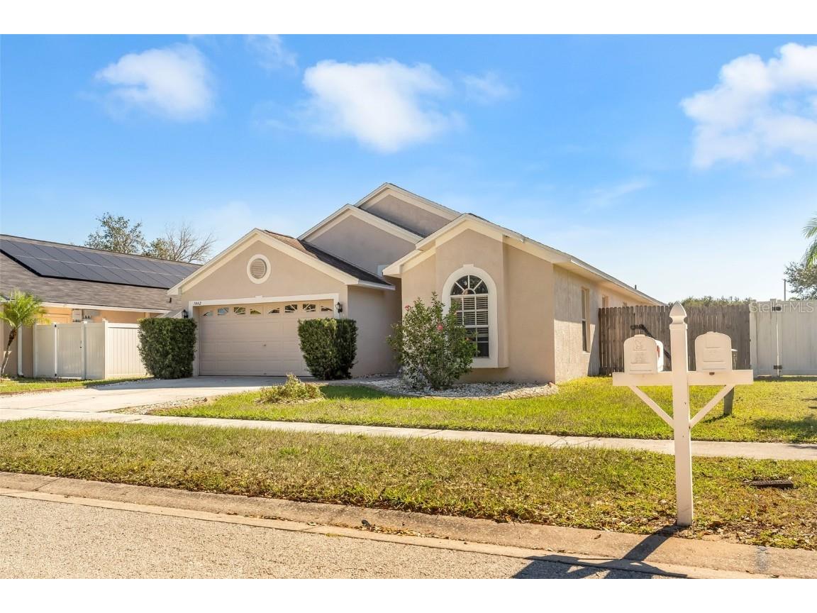 1442 Lake Shore Ranch Drive Seffner FL 33584 TB8444849 image3