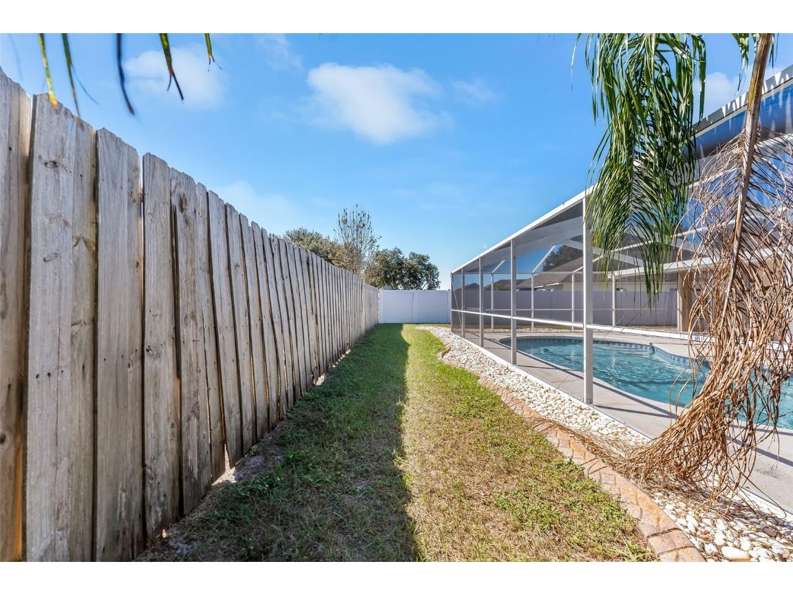 1442 Lake Shore Ranch Drive Seffner FL 33584 TB8444849 image35