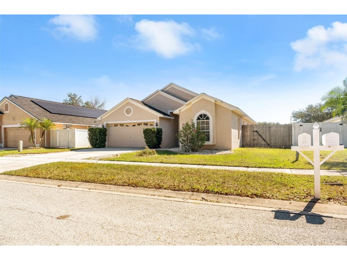 1442 Lake Shore Ranch Drive Seffner FL 33584 TB8444849 image5